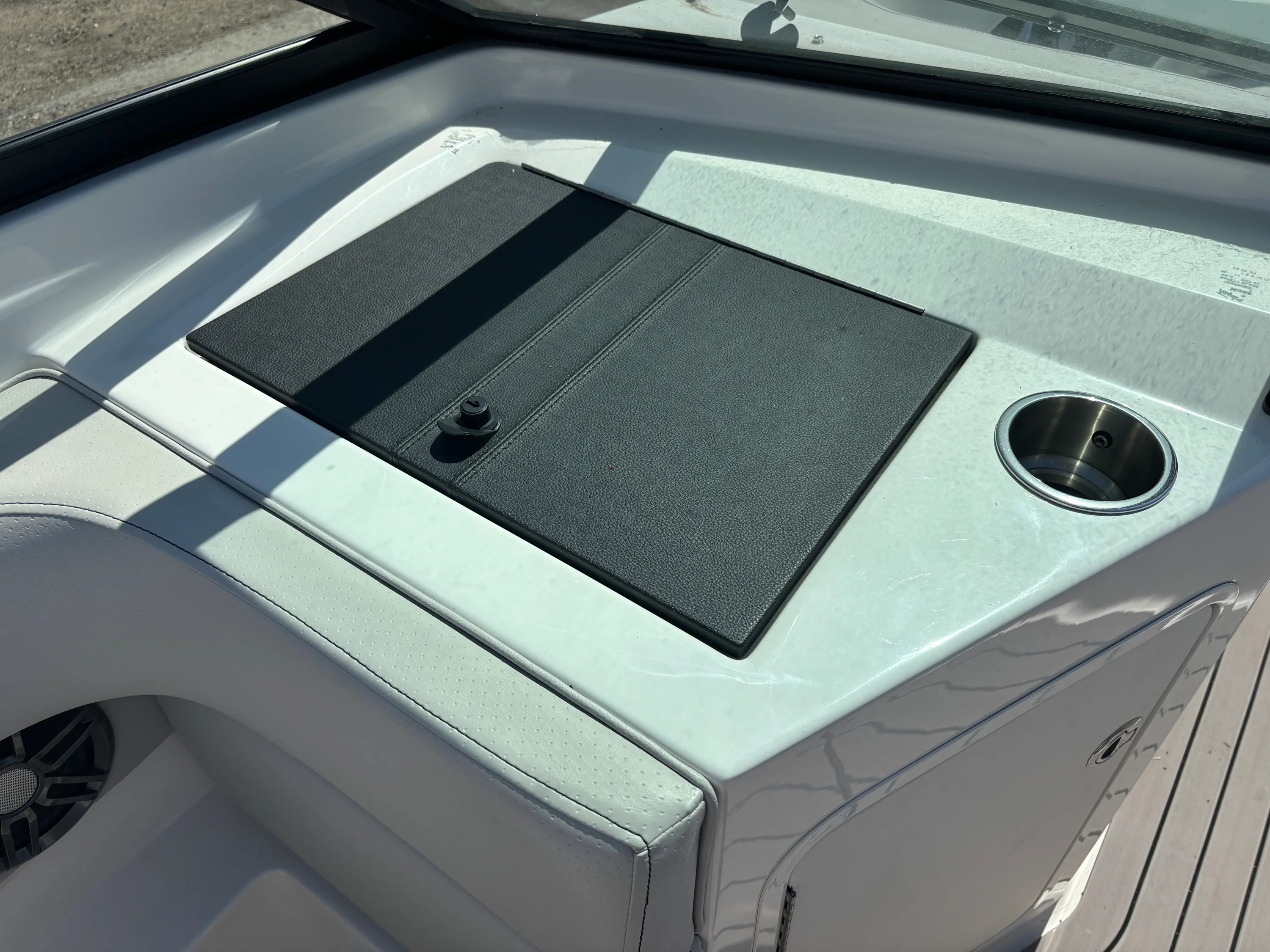 2022 Sea Ray SPX 190 Image Thumbnail #9