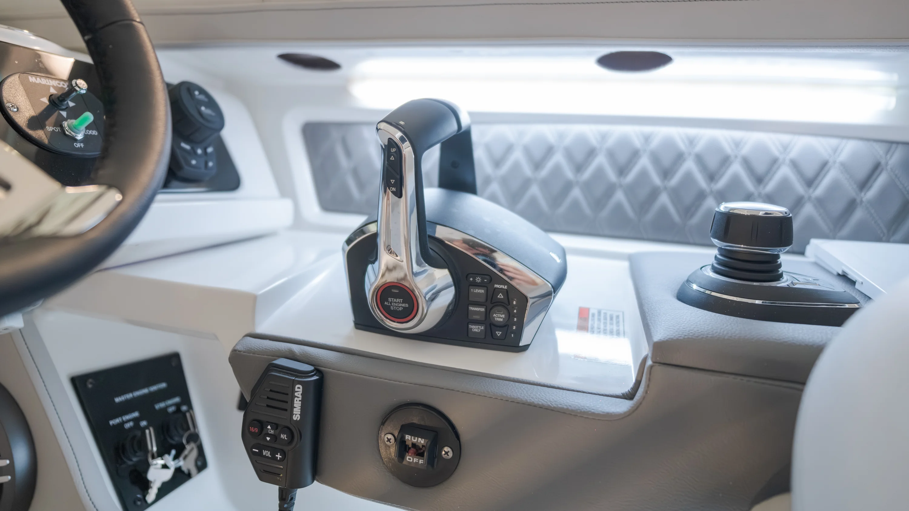 2026 Sea Ray SLX 310 Outboard Image Thumbnail #20