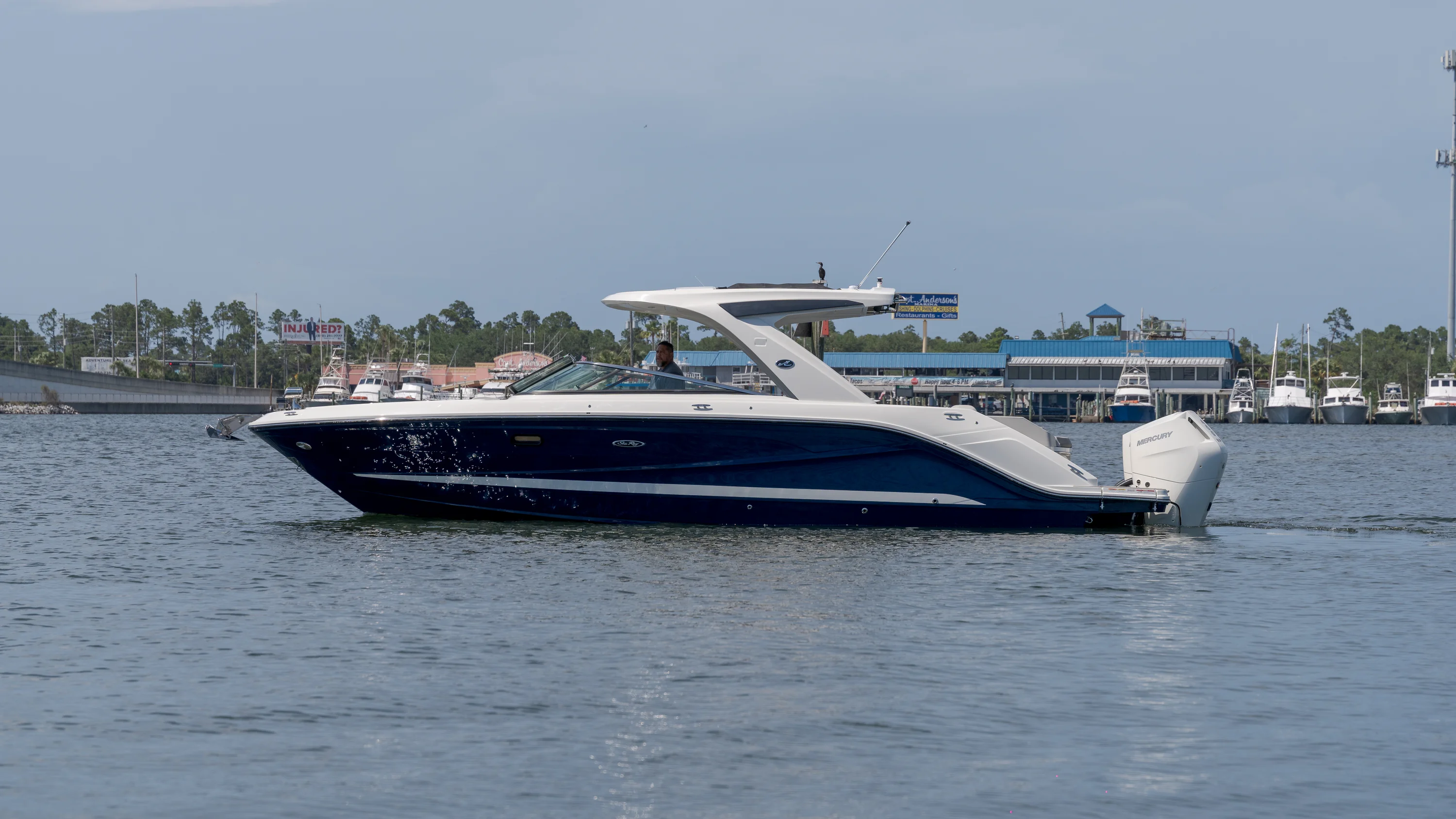 2026 Sea Ray SLX 310 Outboard Image Thumbnail #0