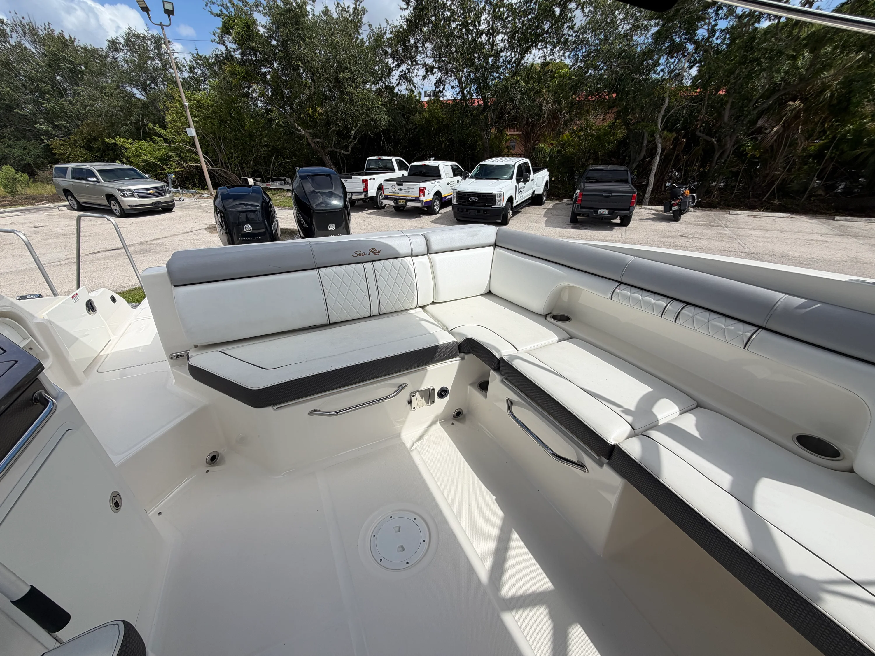 2017 Sea Ray SDX 290 OB Image Thumbnail #7