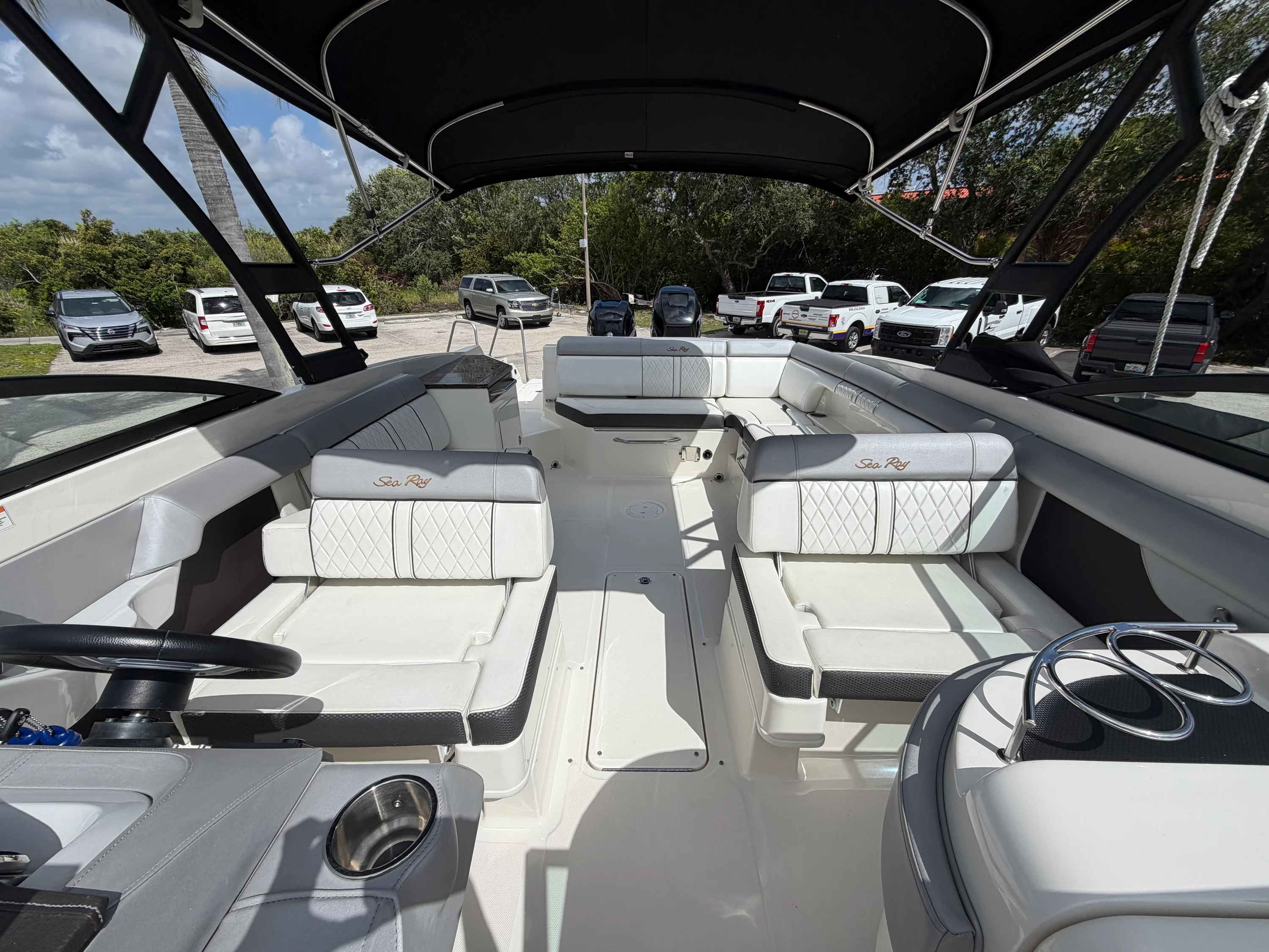 2017 Sea Ray SDX 290 OB Image Thumbnail #10