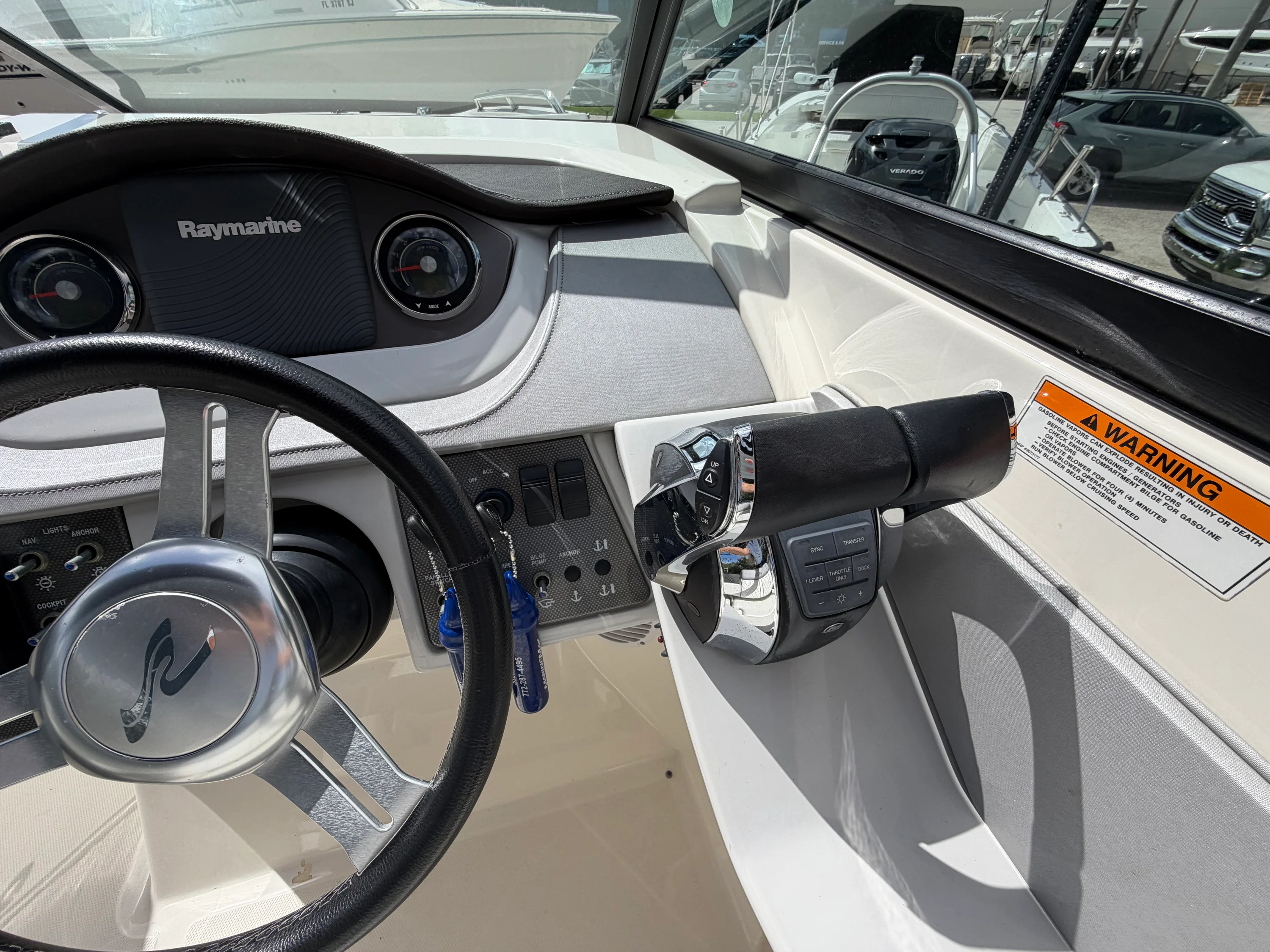 2017 Sea Ray SDX 290 OB Image Thumbnail #14