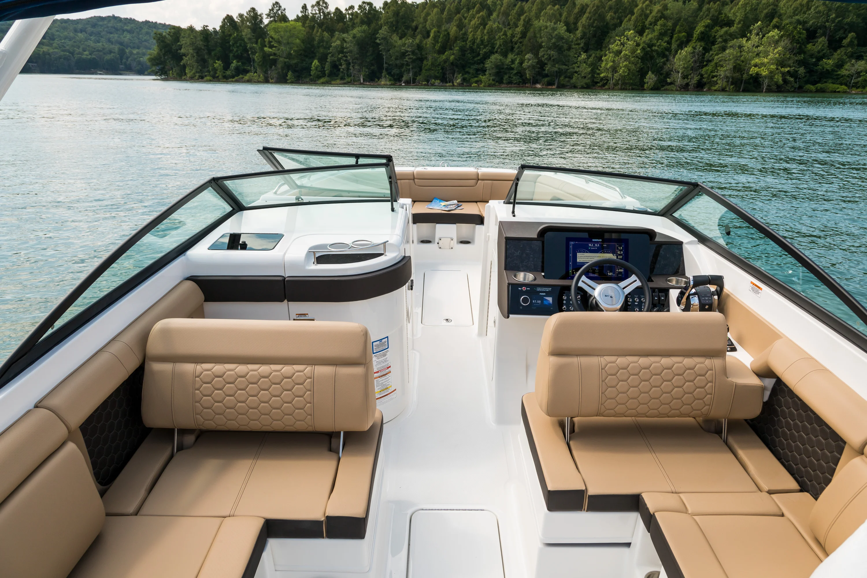 2017 Sea Ray SDX 290 OB Image Thumbnail #6