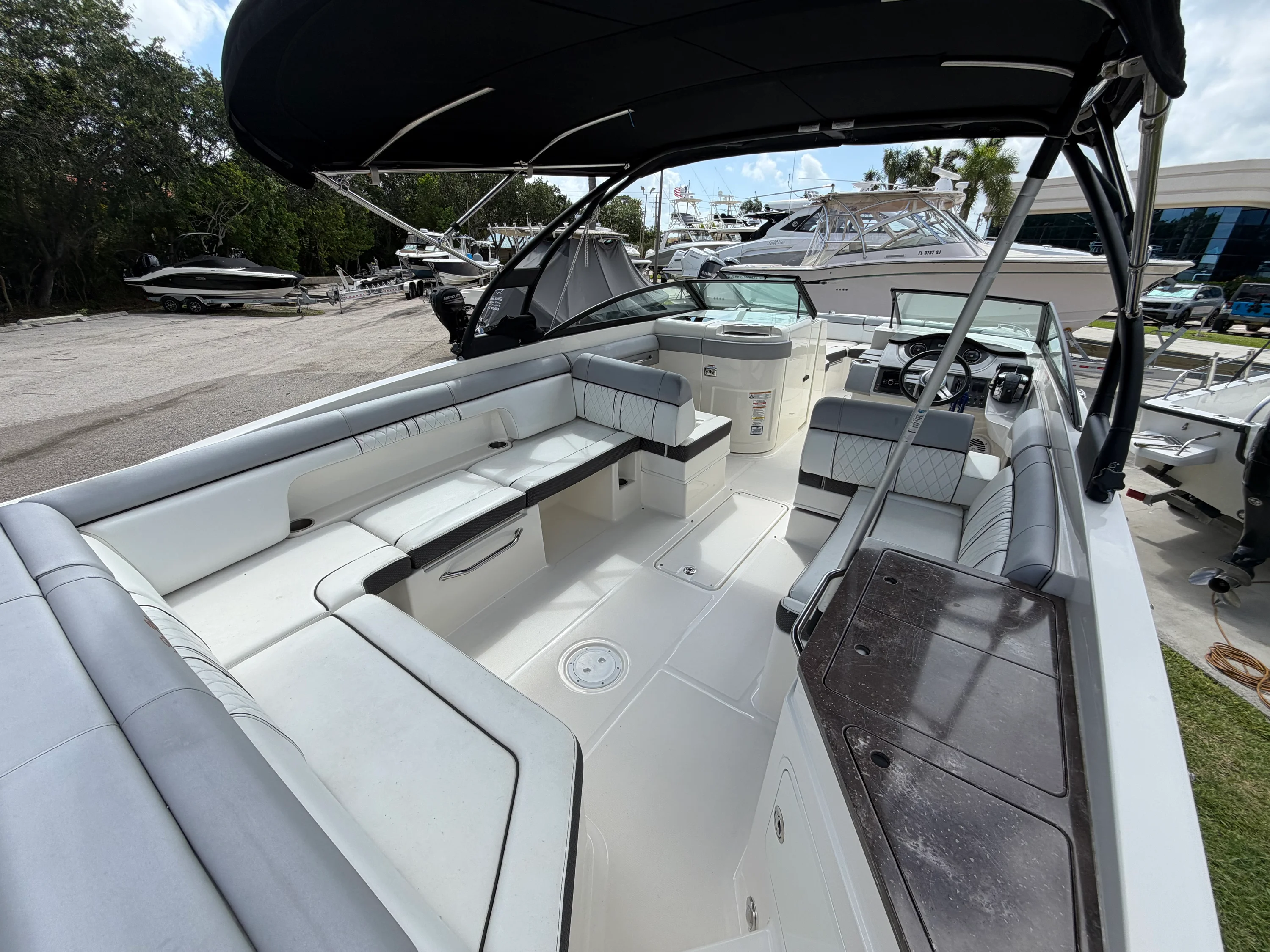 2017 Sea Ray SDX 290 OB Image Thumbnail #6