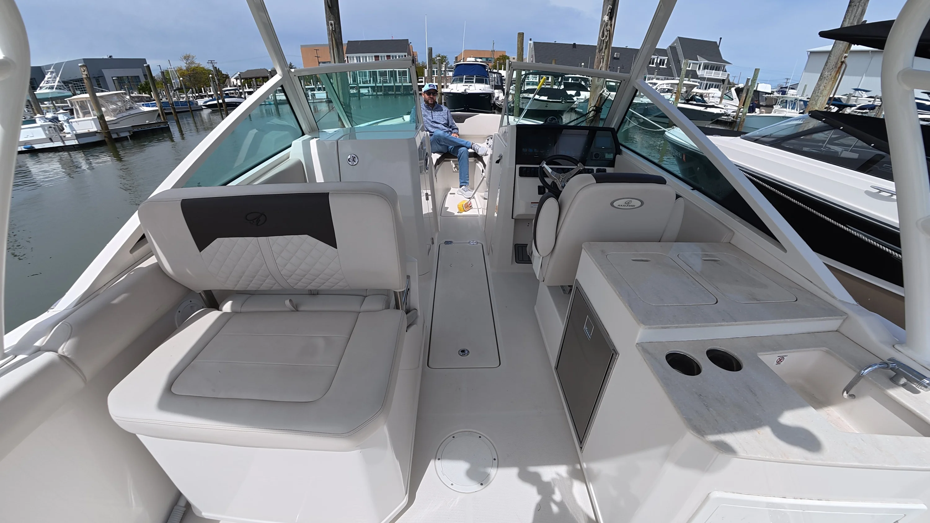 2023 Sailfish 276 DC Image Thumbnail #15