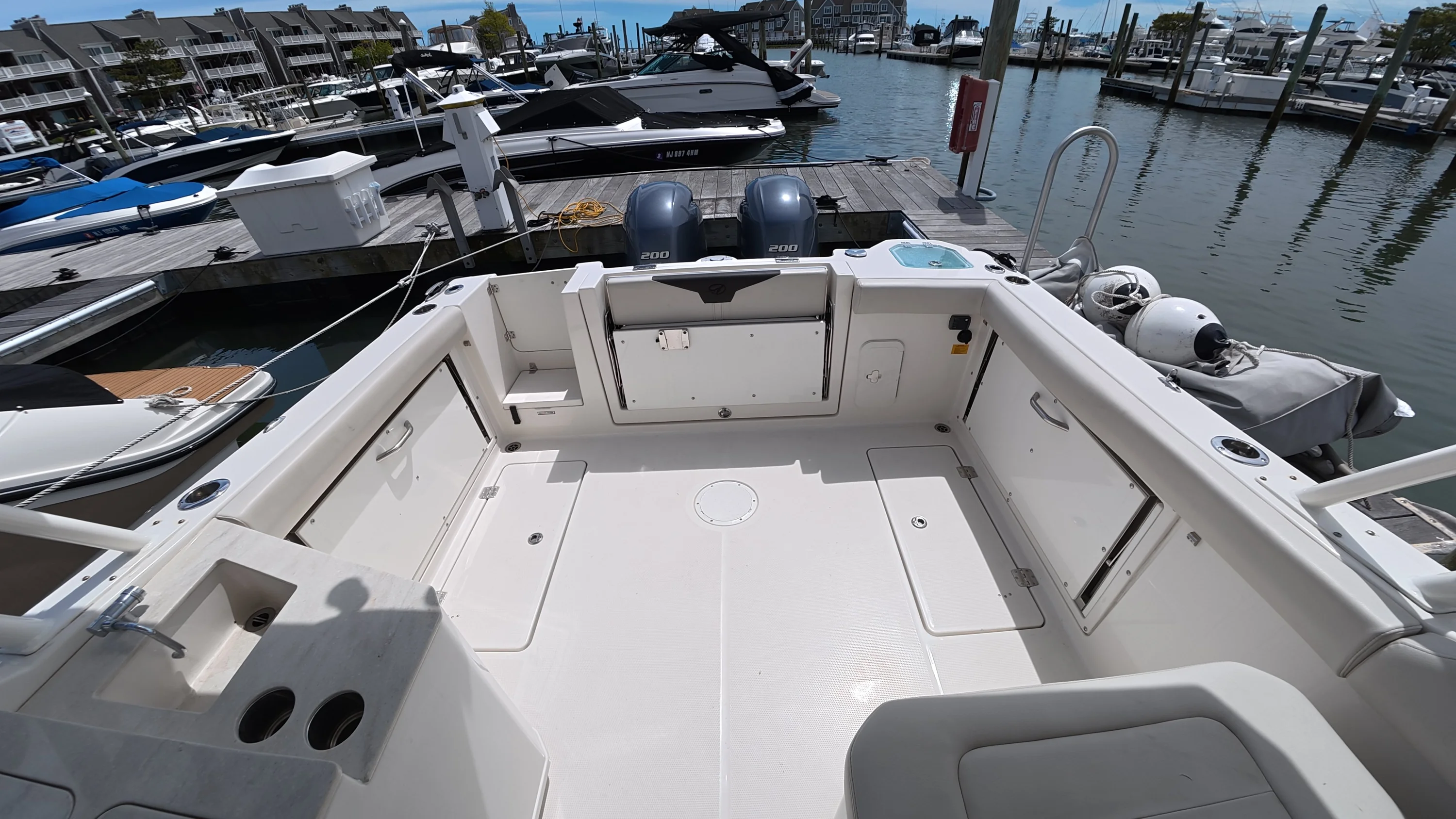 2023 Sailfish 276 DC Image Thumbnail #12