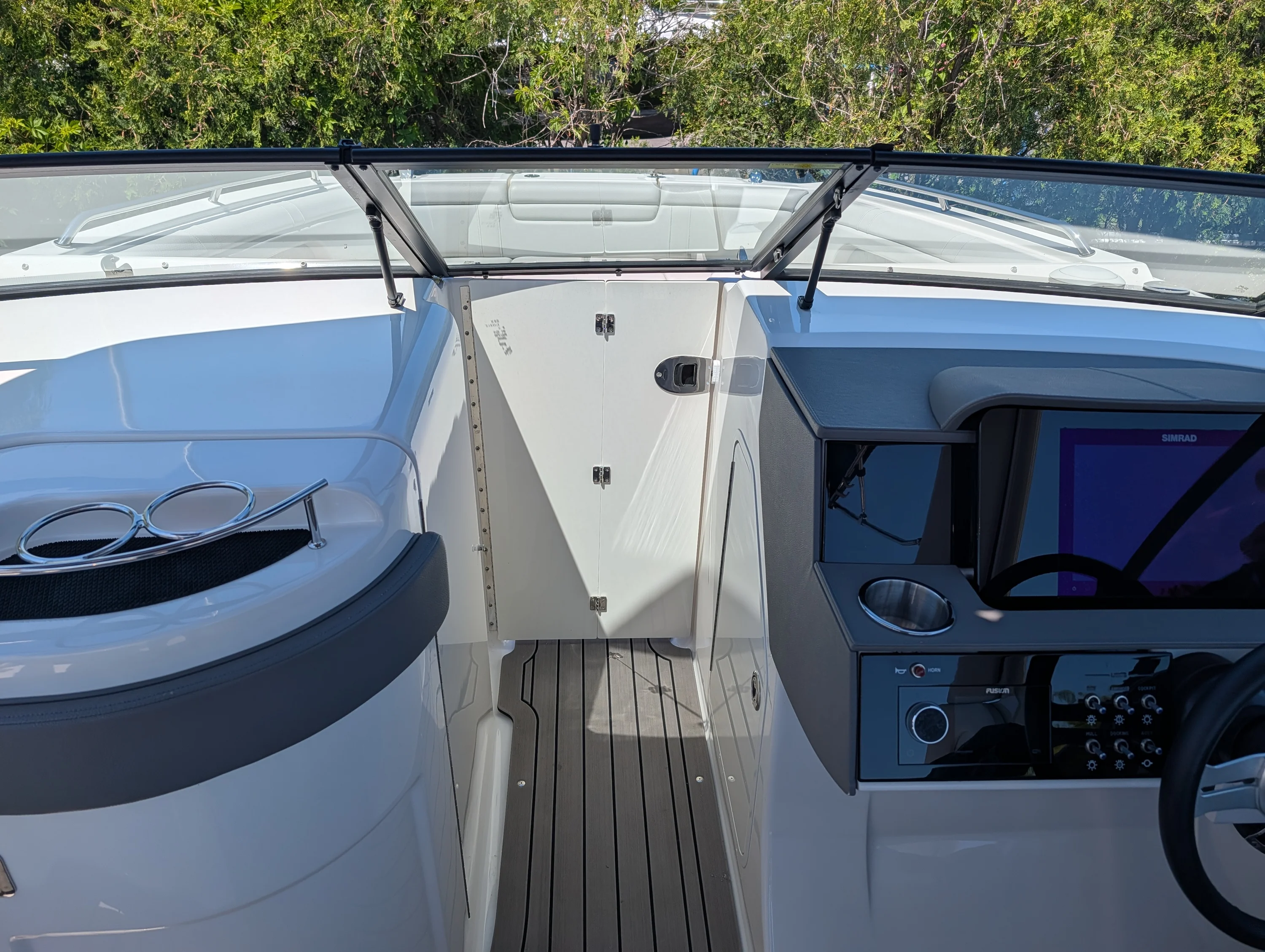 2022 Sea Ray 290 SD OB Image Thumbnail #8