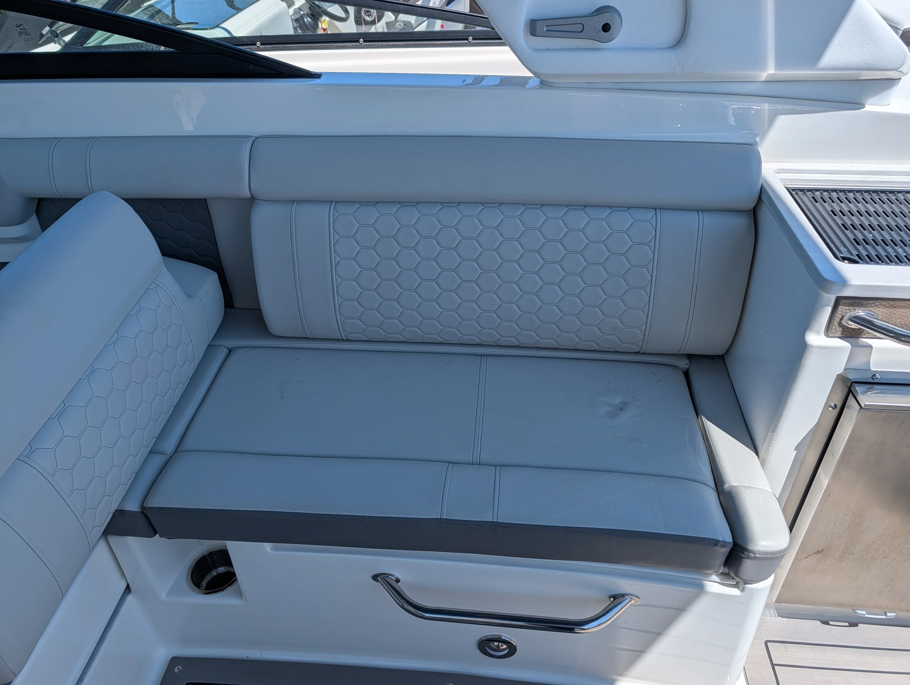 2022 Sea Ray 290 SD OB Image Thumbnail #17