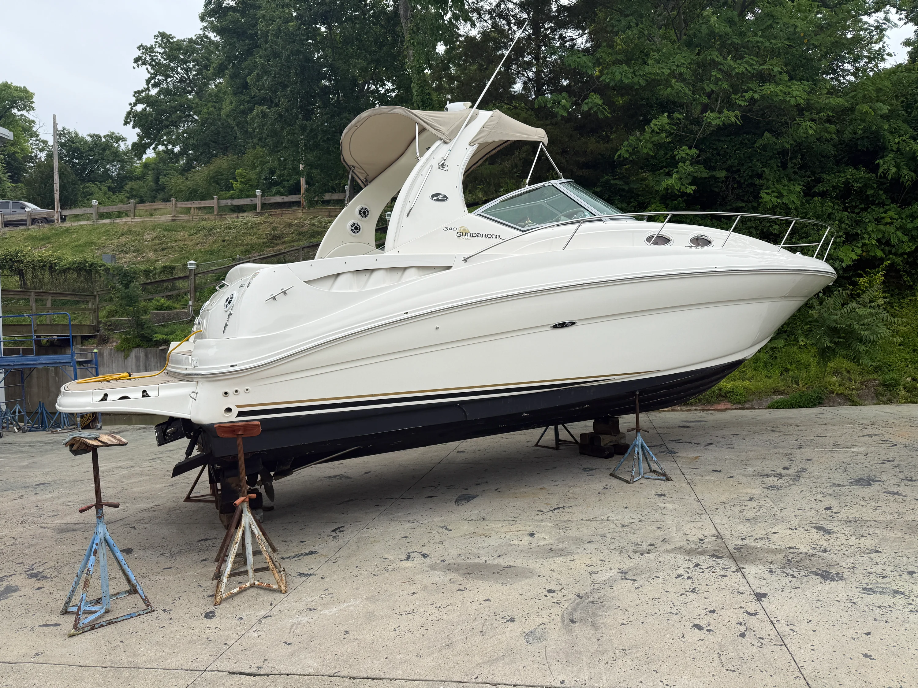 2003 Sea Ray Sundancer 320 Image Thumbnail #2
