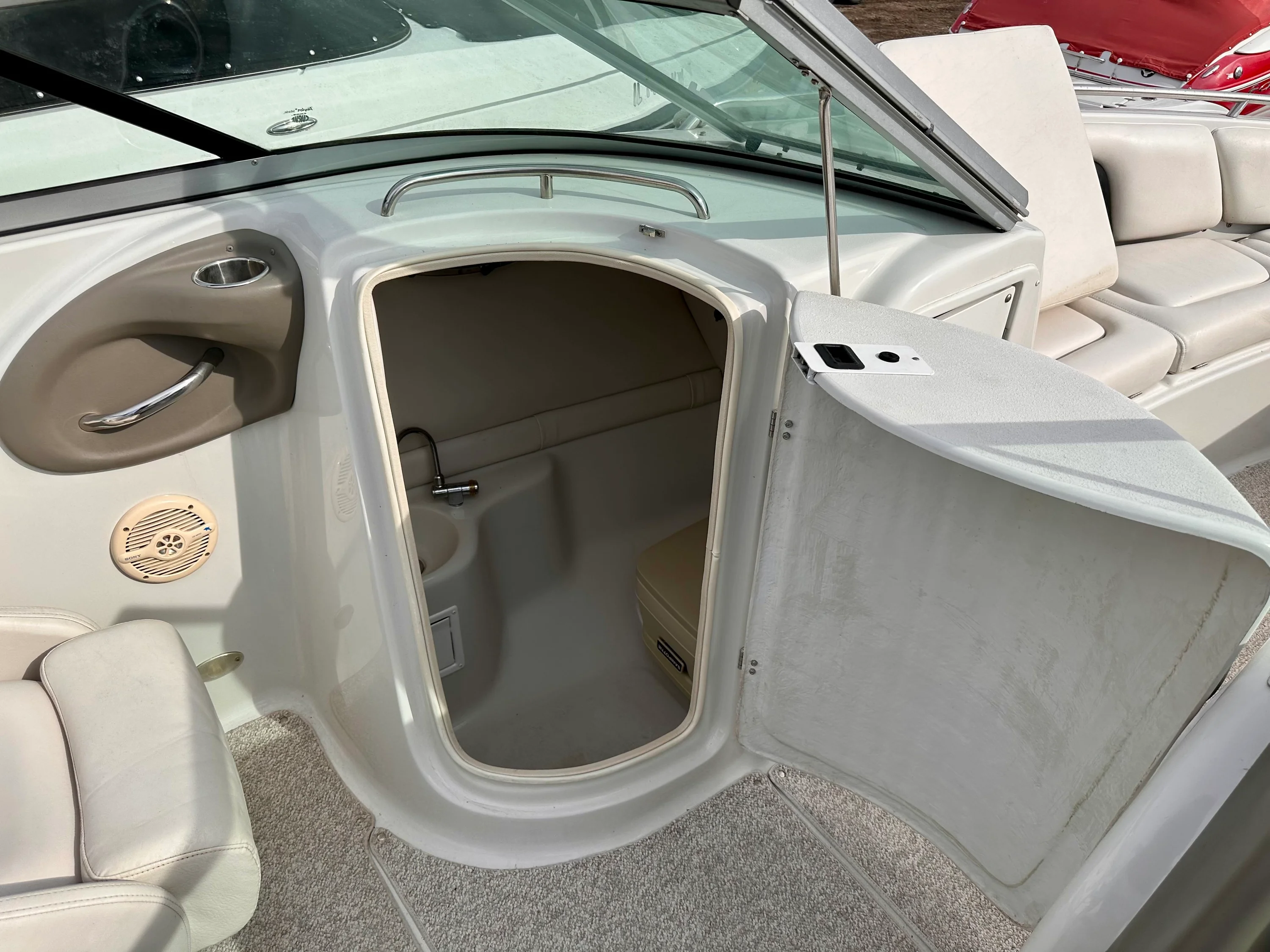 2005 Crownline 270 BR Image Thumbnail #22
