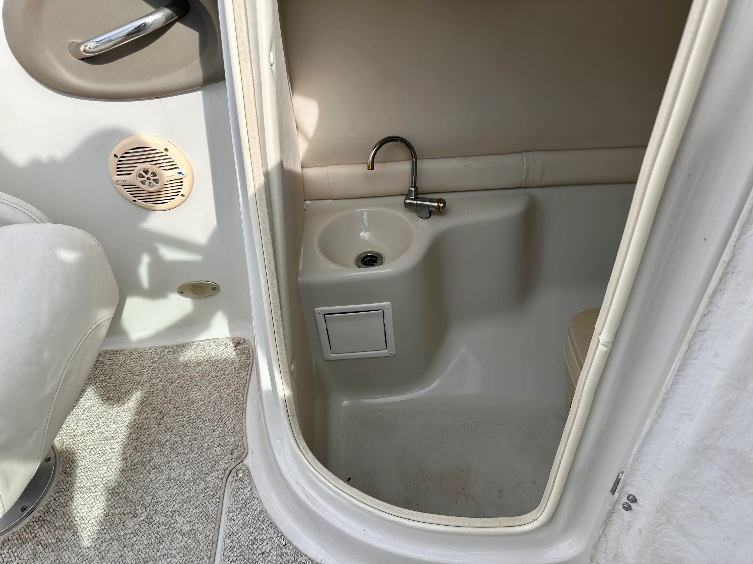 2005 Crownline 270 BR Image Thumbnail #24