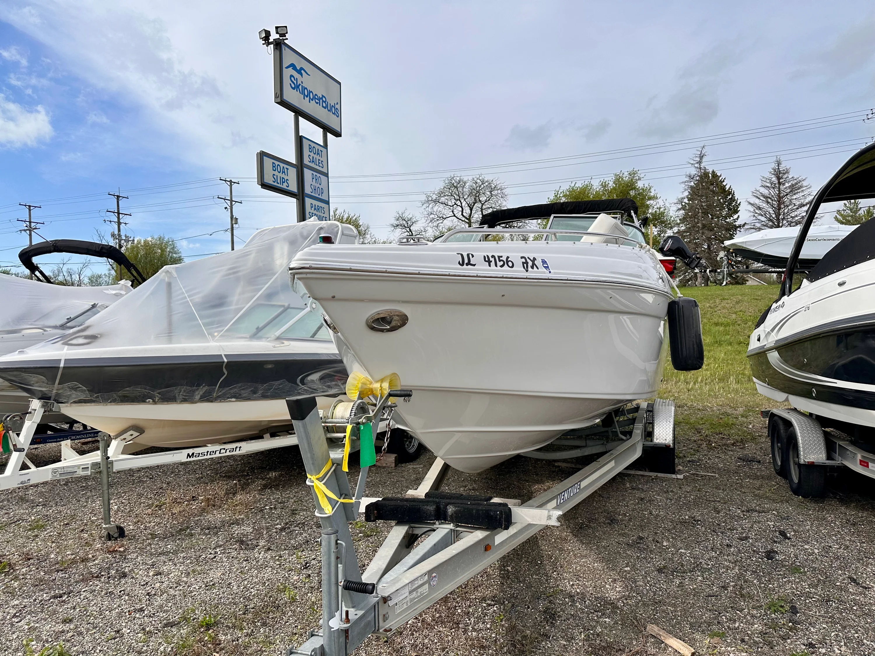 2005 Crownline 270 BR Image Thumbnail #2