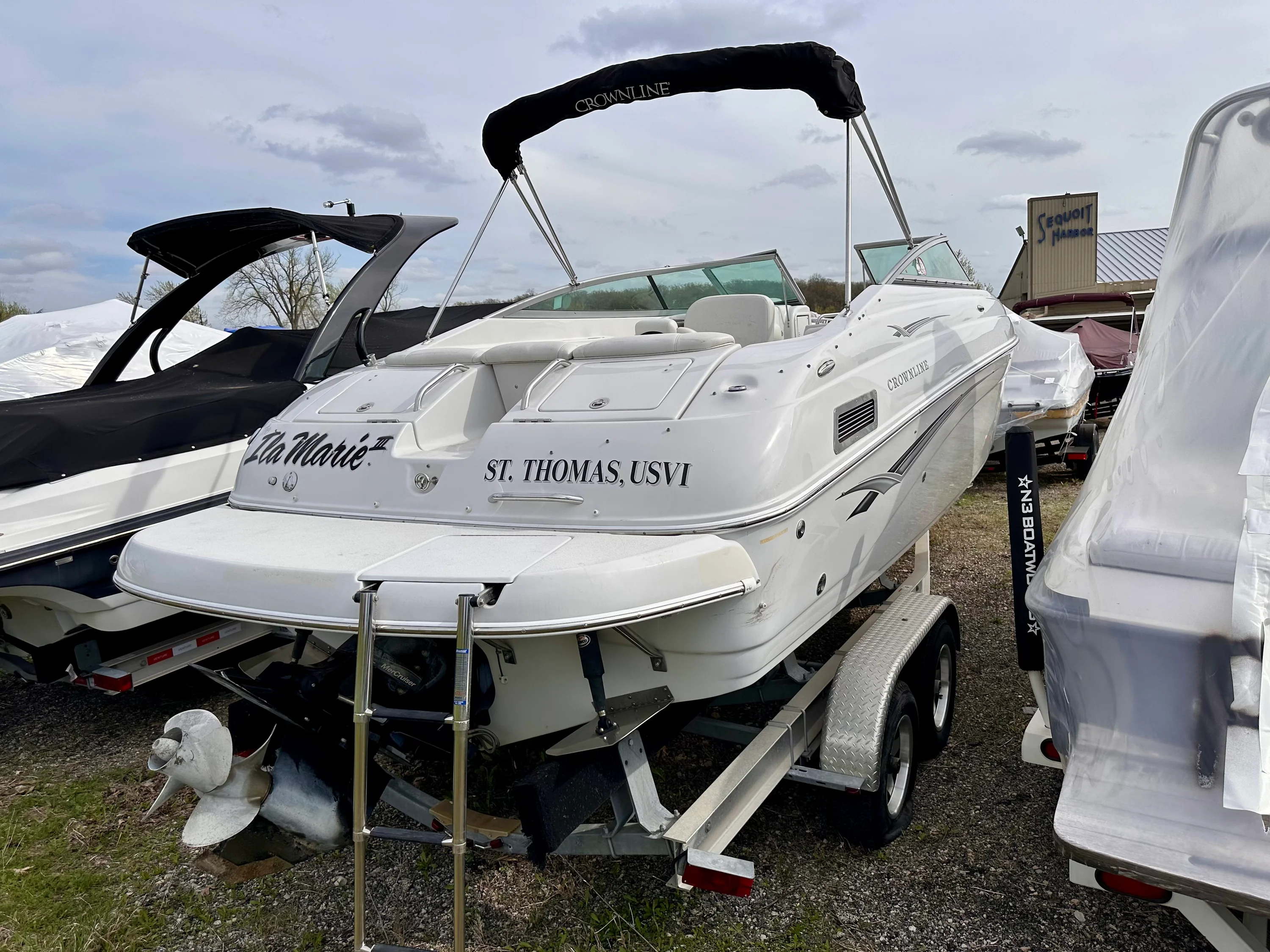 2005 Crownline 270 BR Image Thumbnail #1