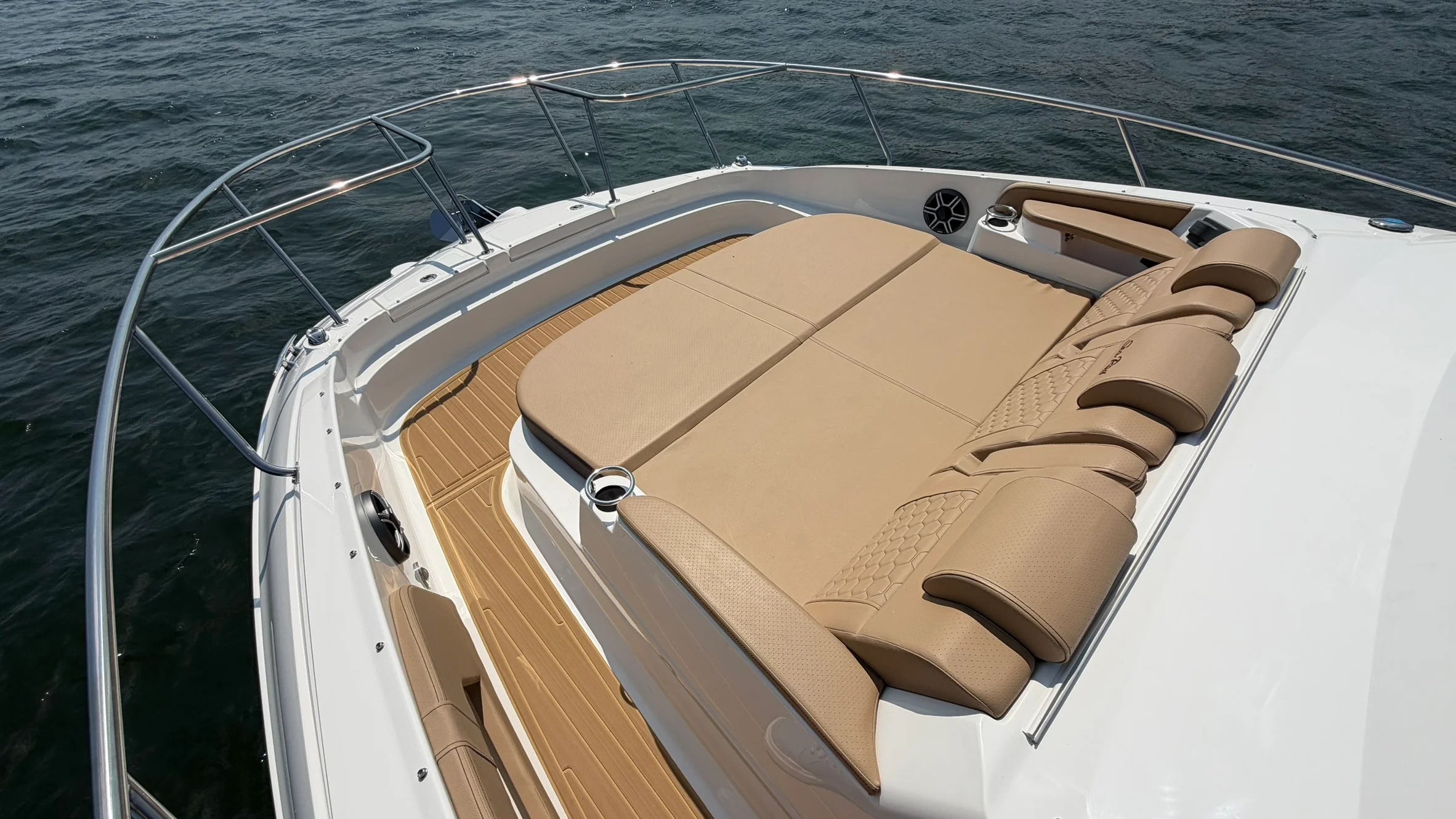 2026 Sea Ray Sundancer 320 Outboard Image Thumbnail #53