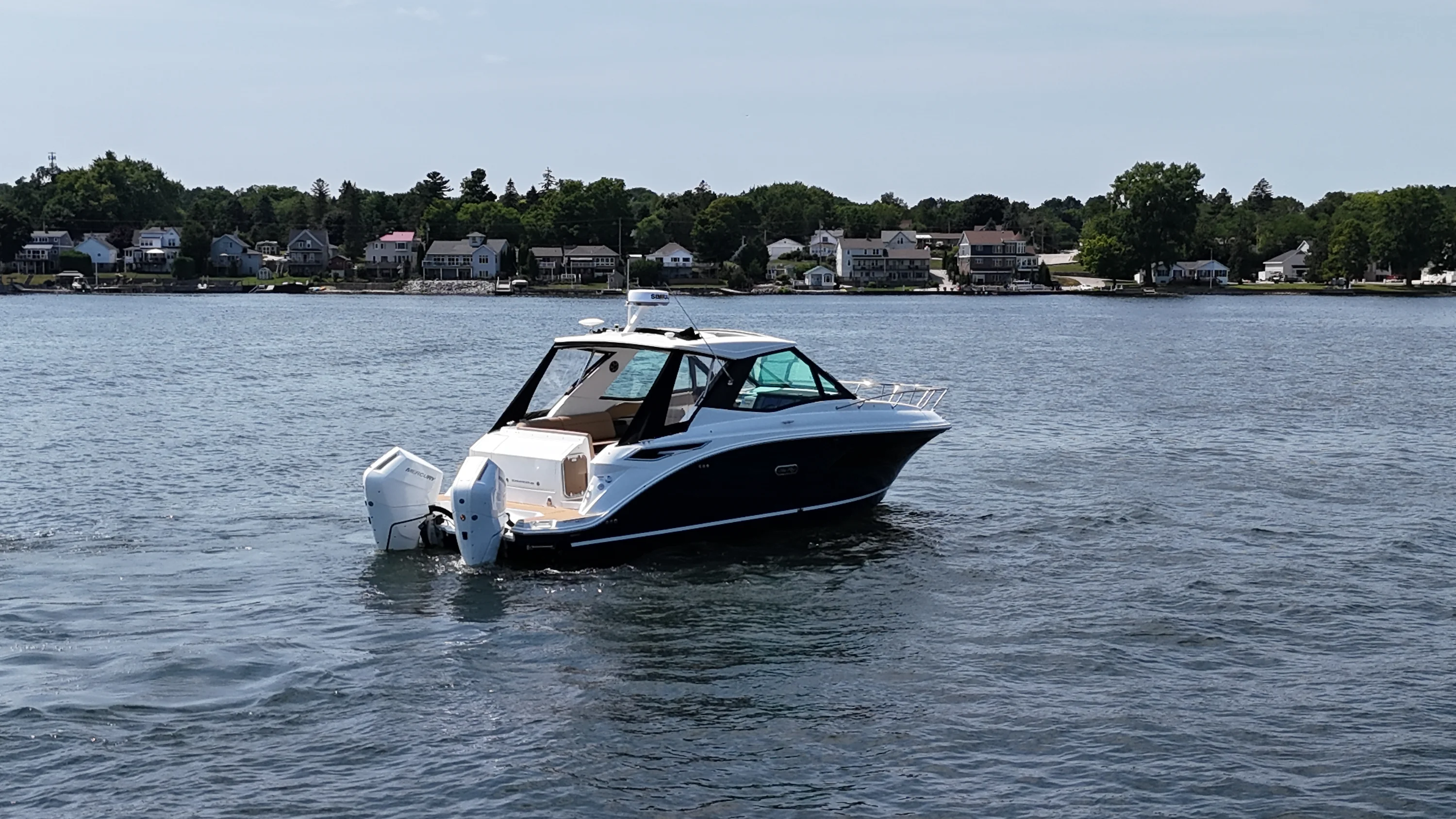 2026 Sea Ray Sundancer 320 Outboard Image Thumbnail #10