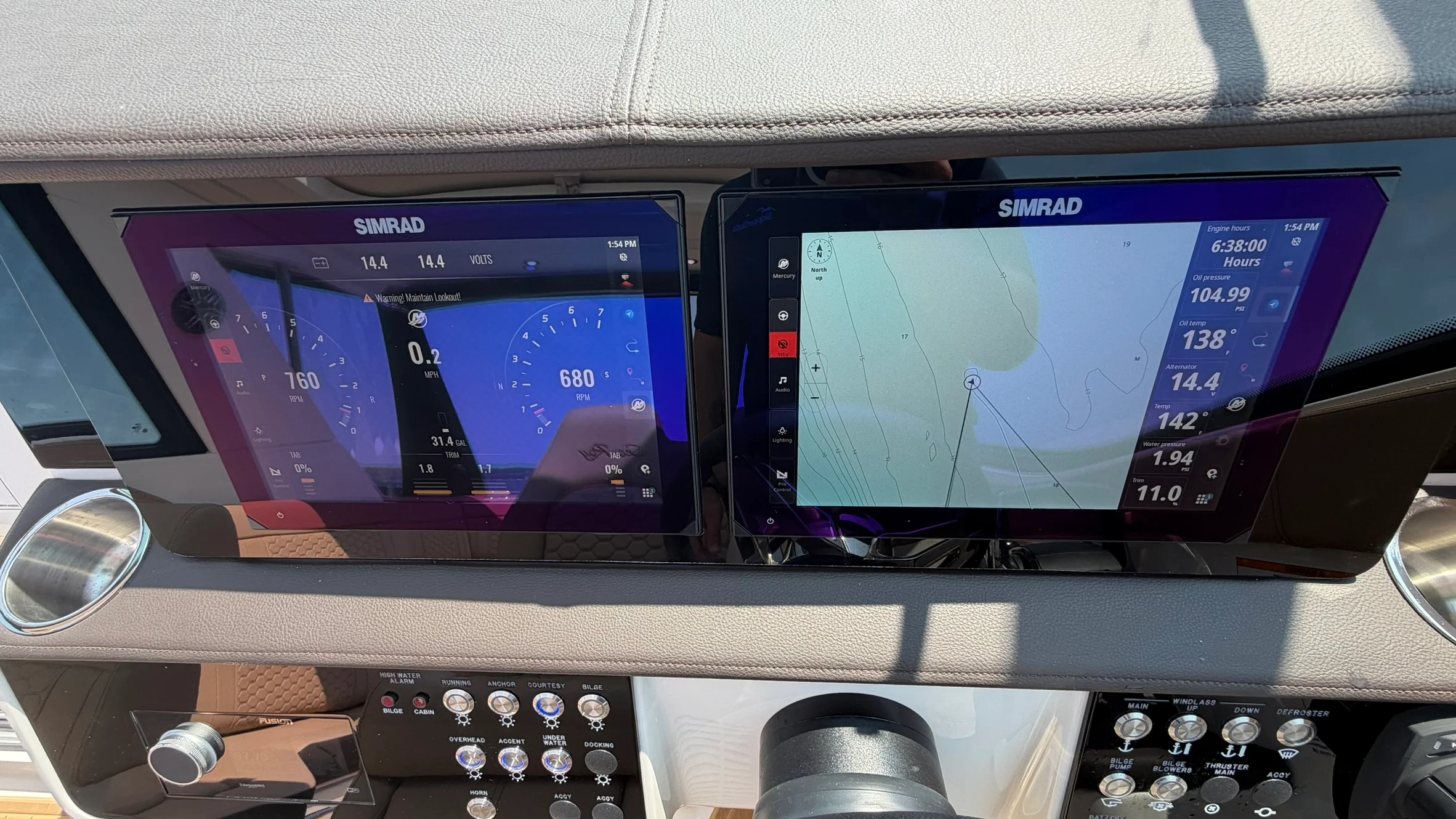 2026 Sea Ray Sundancer 320 Outboard Image Thumbnail #37