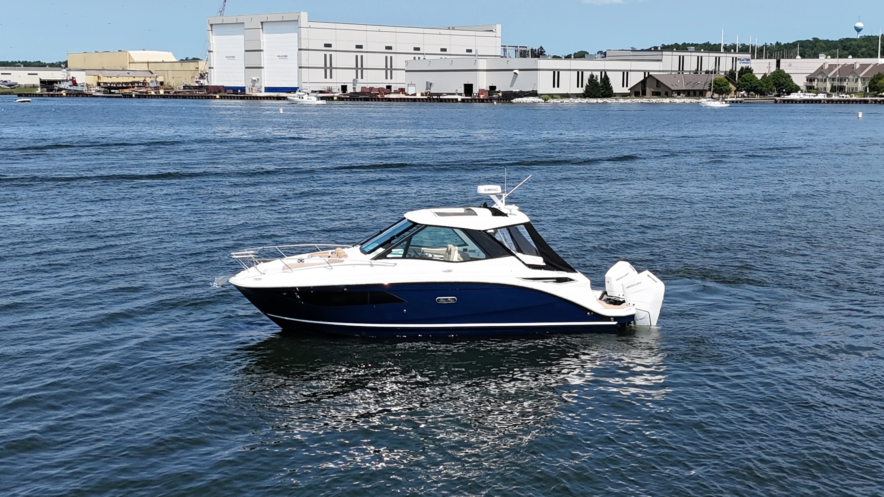 2026 Sea Ray Sundancer 320 Outboard Image Thumbnail #0