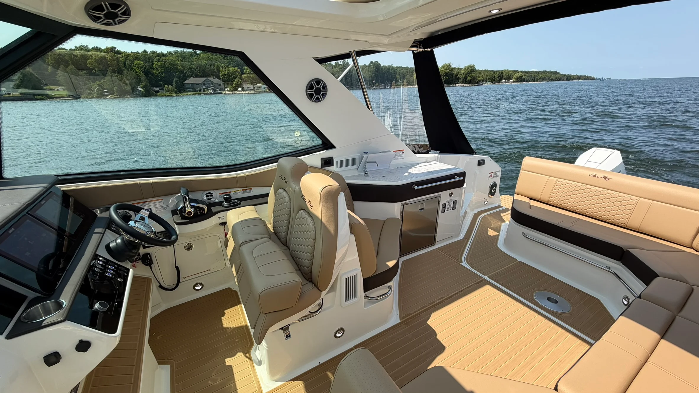 2026 Sea Ray Sundancer 320 Outboard Image Thumbnail #30