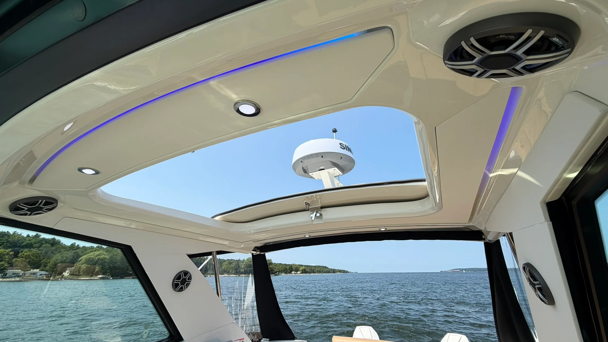 2026 Sea Ray Sundancer 320 Outboard Image Thumbnail #28