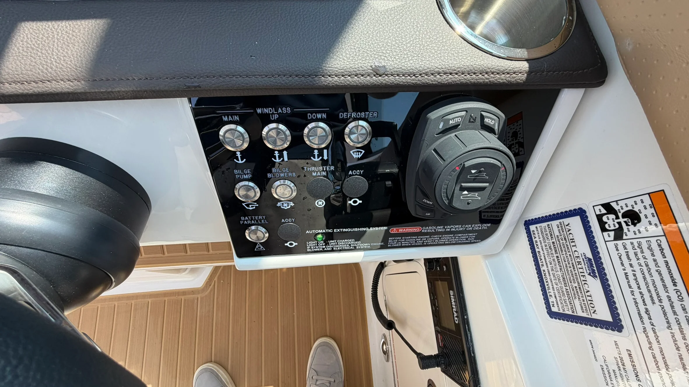 2026 Sea Ray Sundancer 320 Outboard Image Thumbnail #38