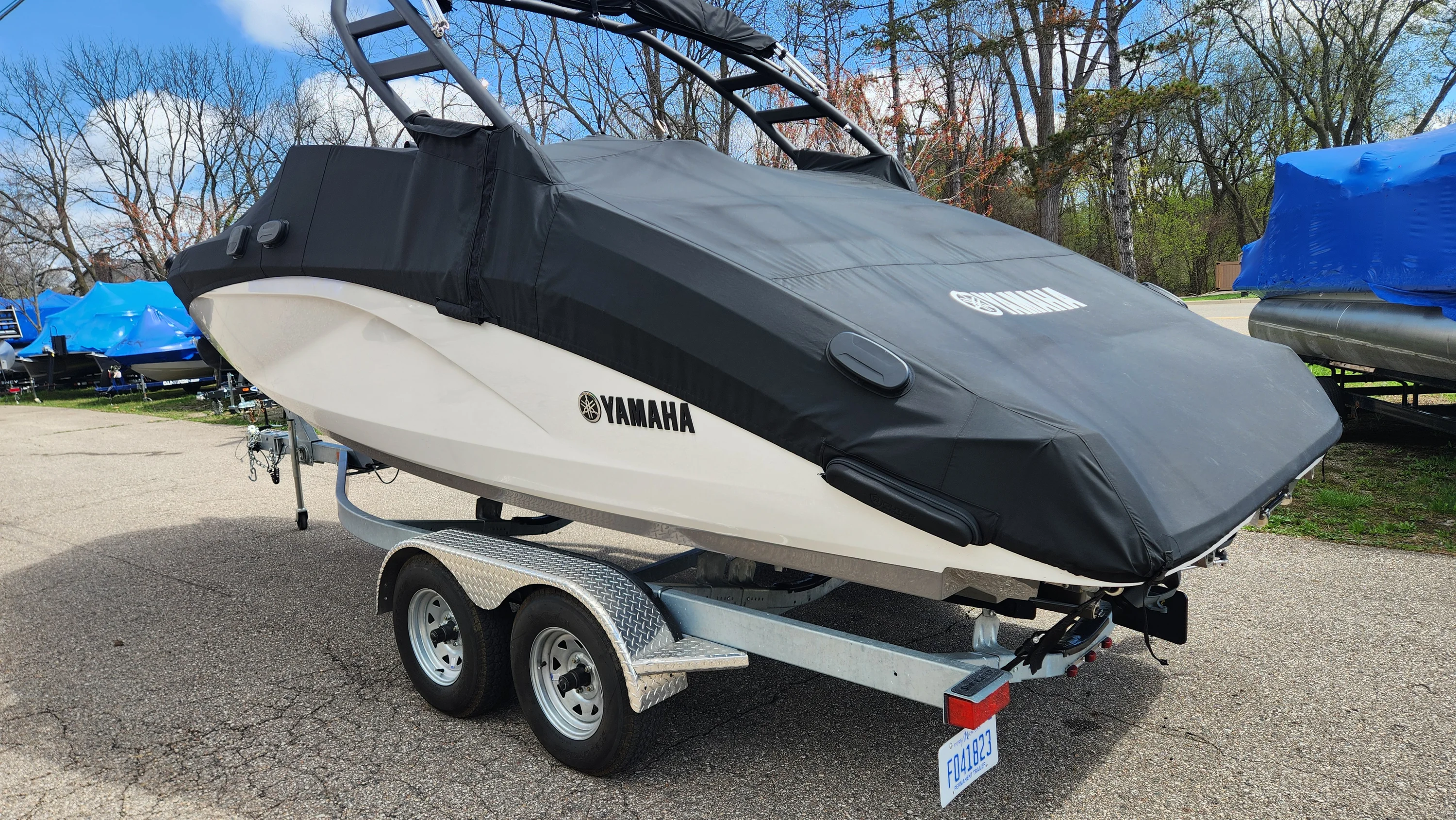 2023 Yamaha 222 SD Image Thumbnail #3