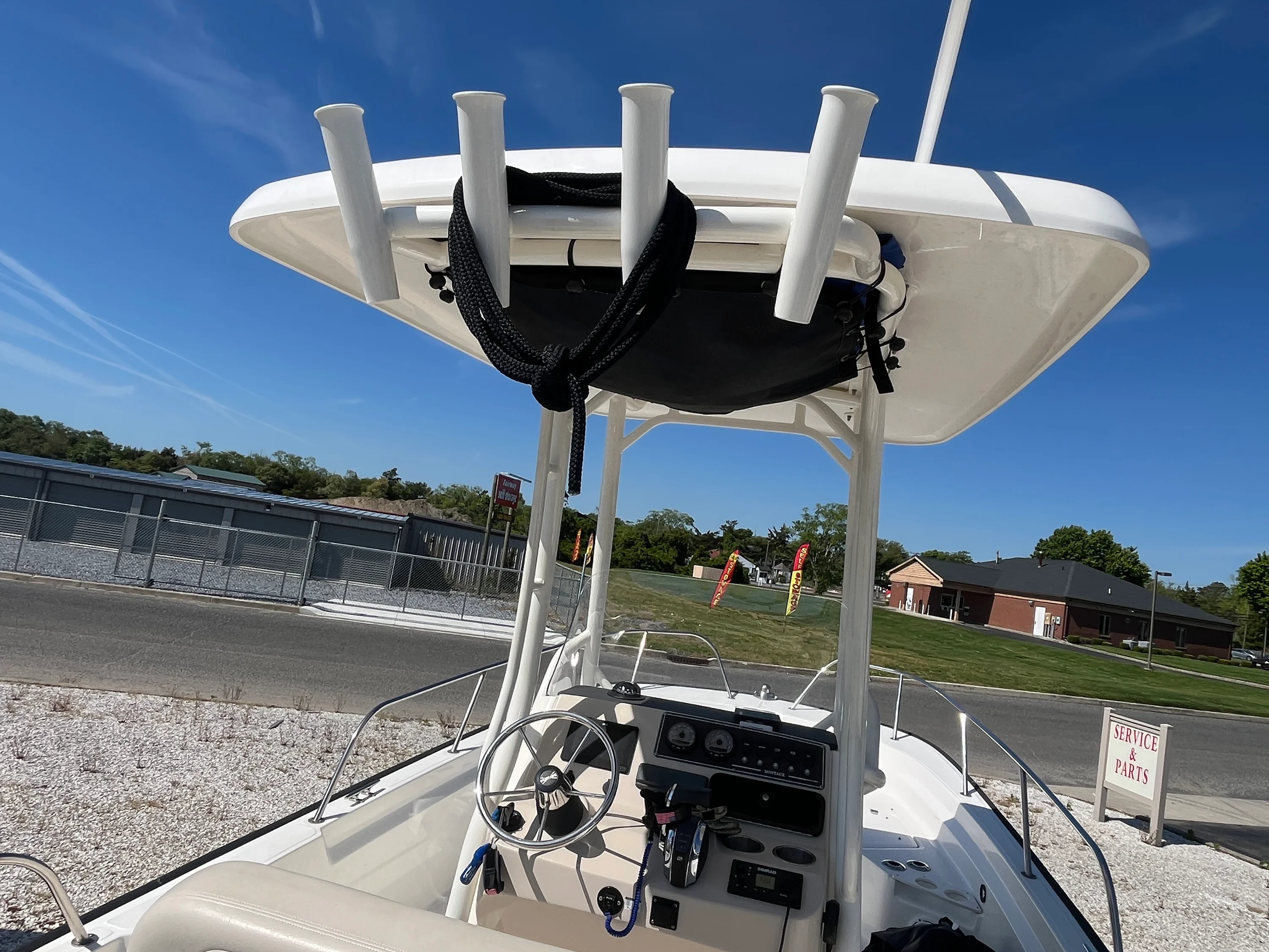 2021 Boston Whaler 210 MONTAUK Image Thumbnail #10