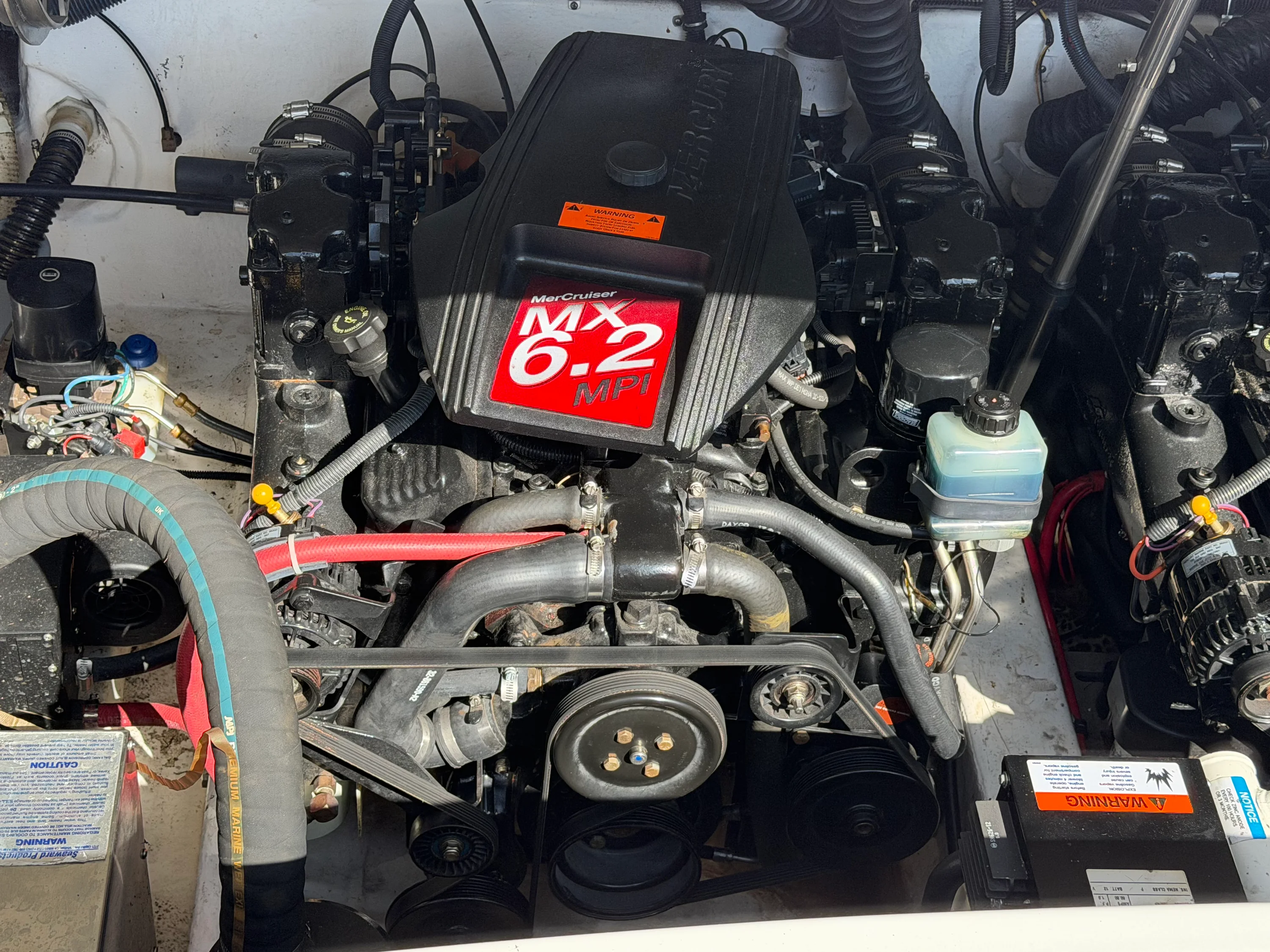 2002 Formula 330 SS Image Thumbnail #49