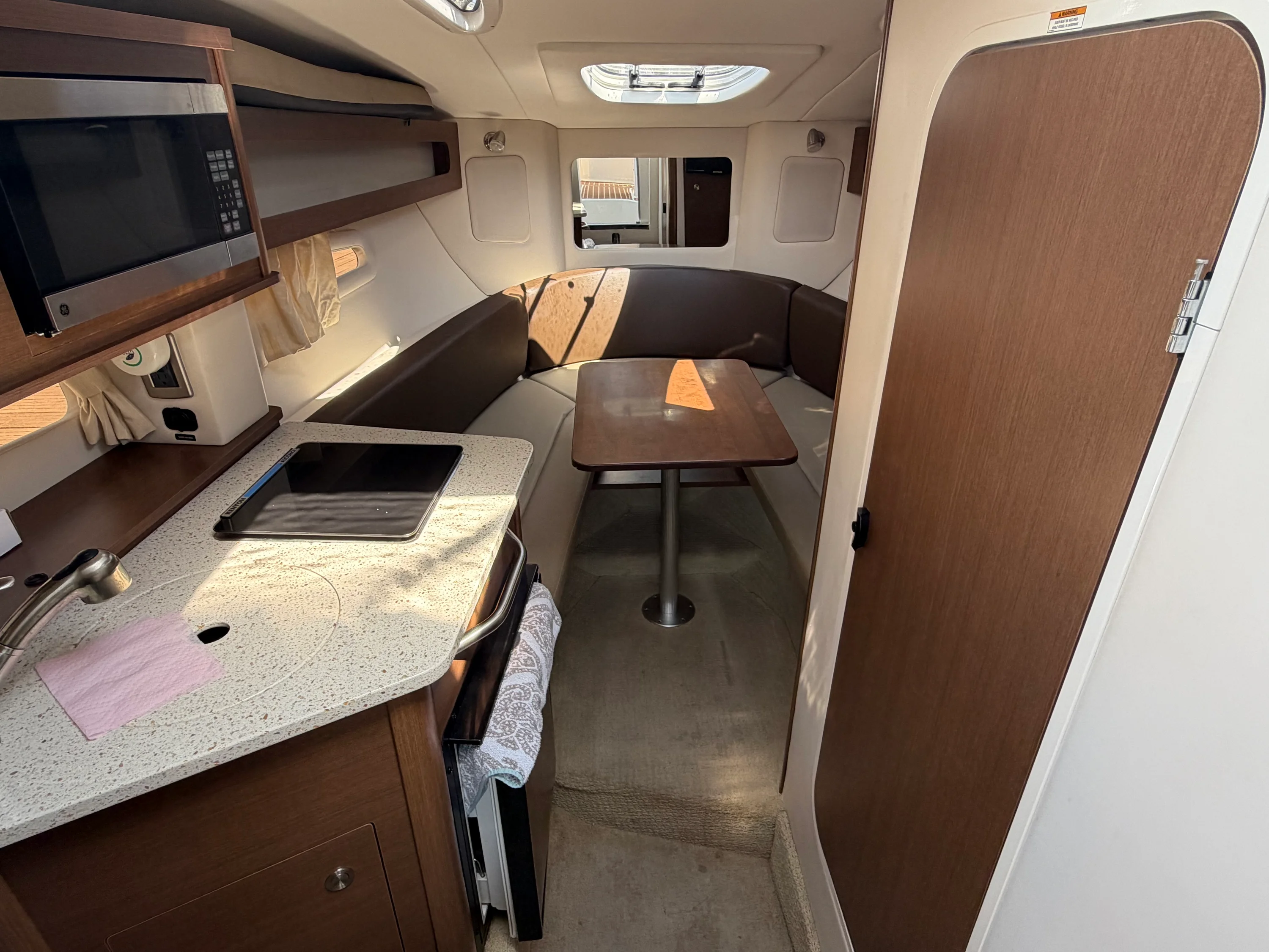 2014 Sea Ray 260 SUNDANCER Image Thumbnail #14