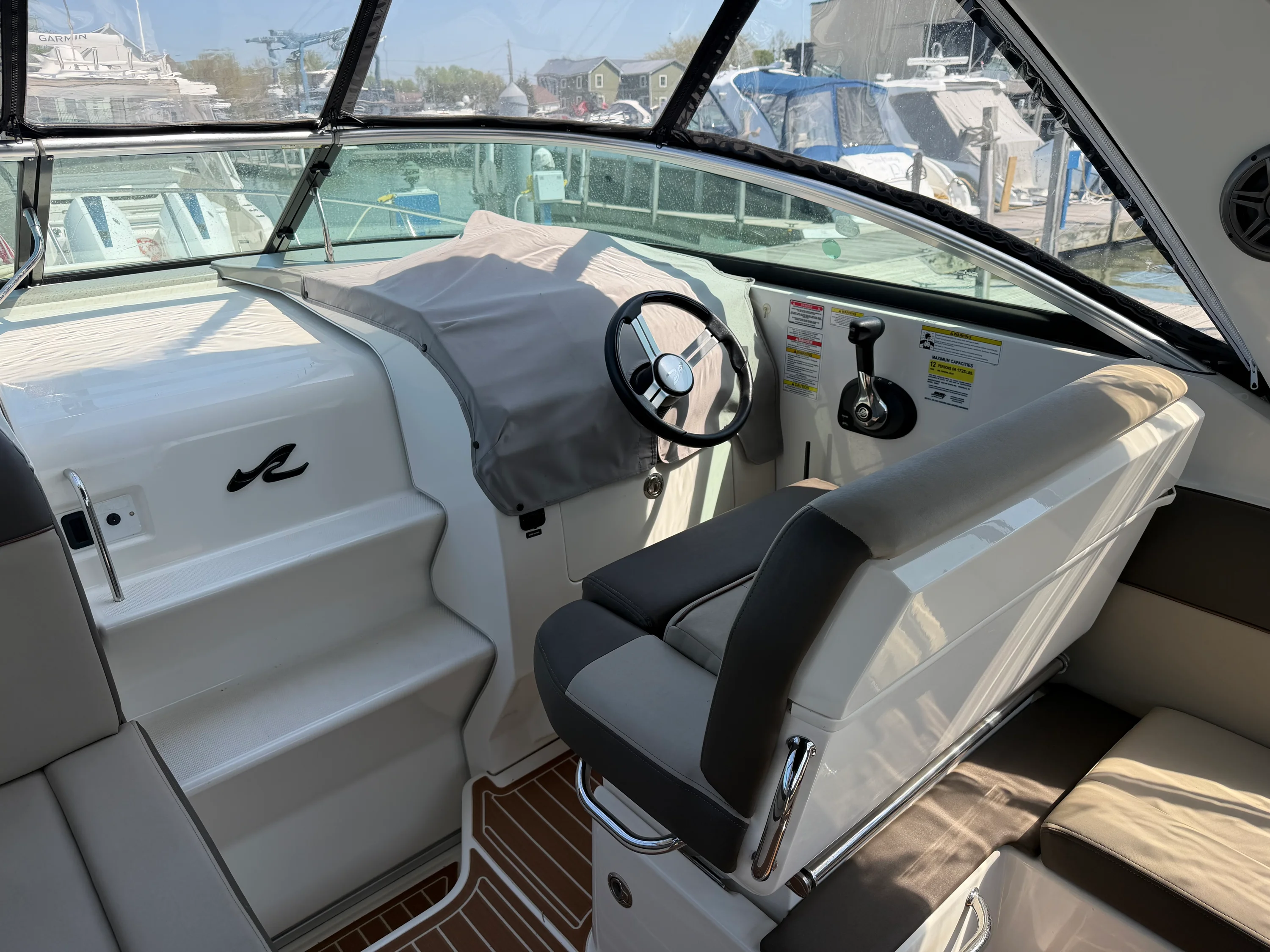 2014 Sea Ray 260 SUNDANCER Image Thumbnail #10