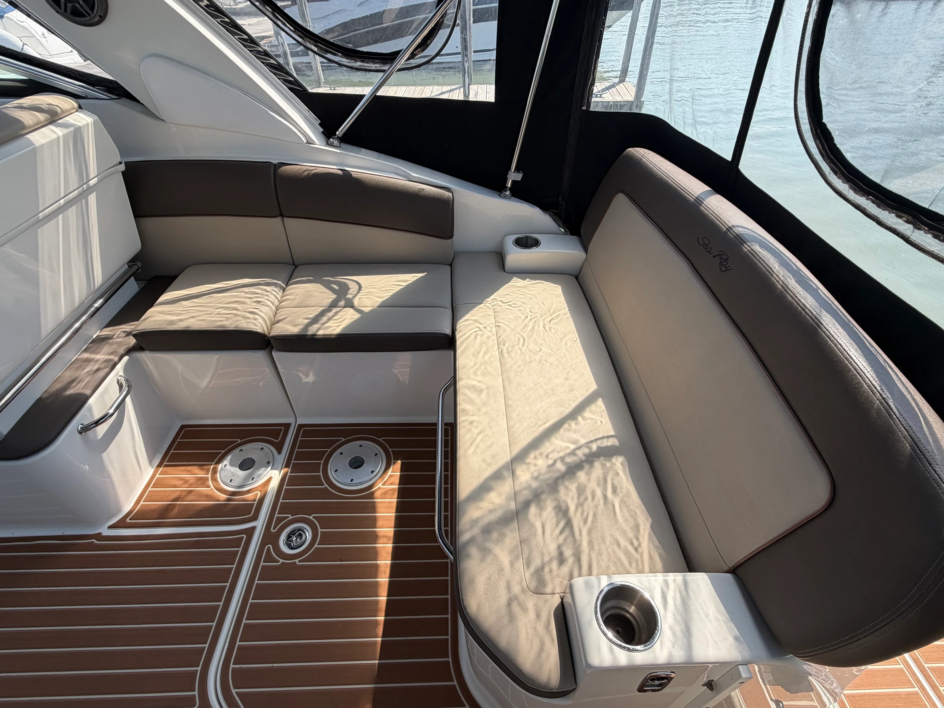 2014 Sea Ray 260 SUNDANCER Image Thumbnail #8