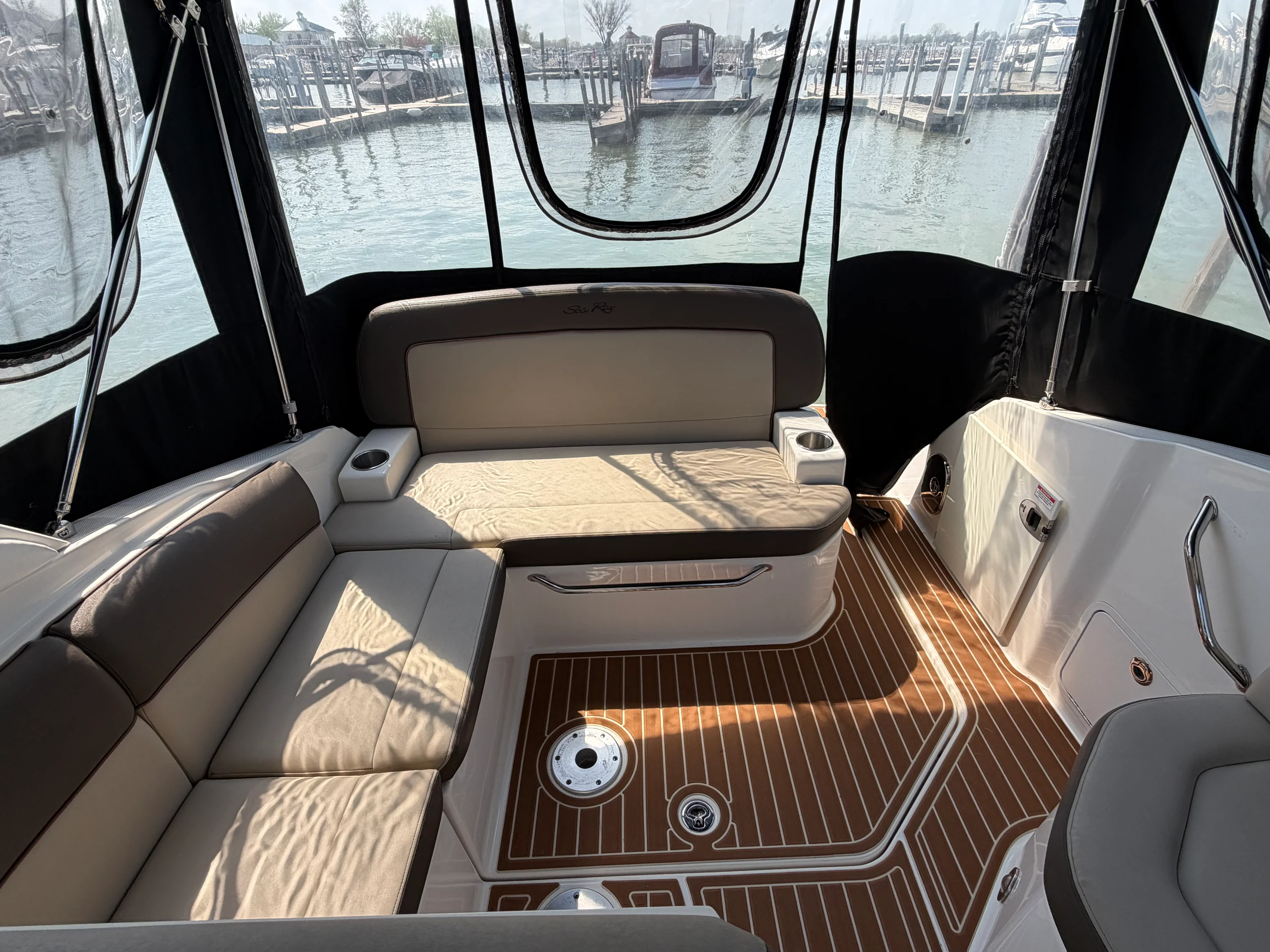2014 Sea Ray 260 SUNDANCER Image Thumbnail #21