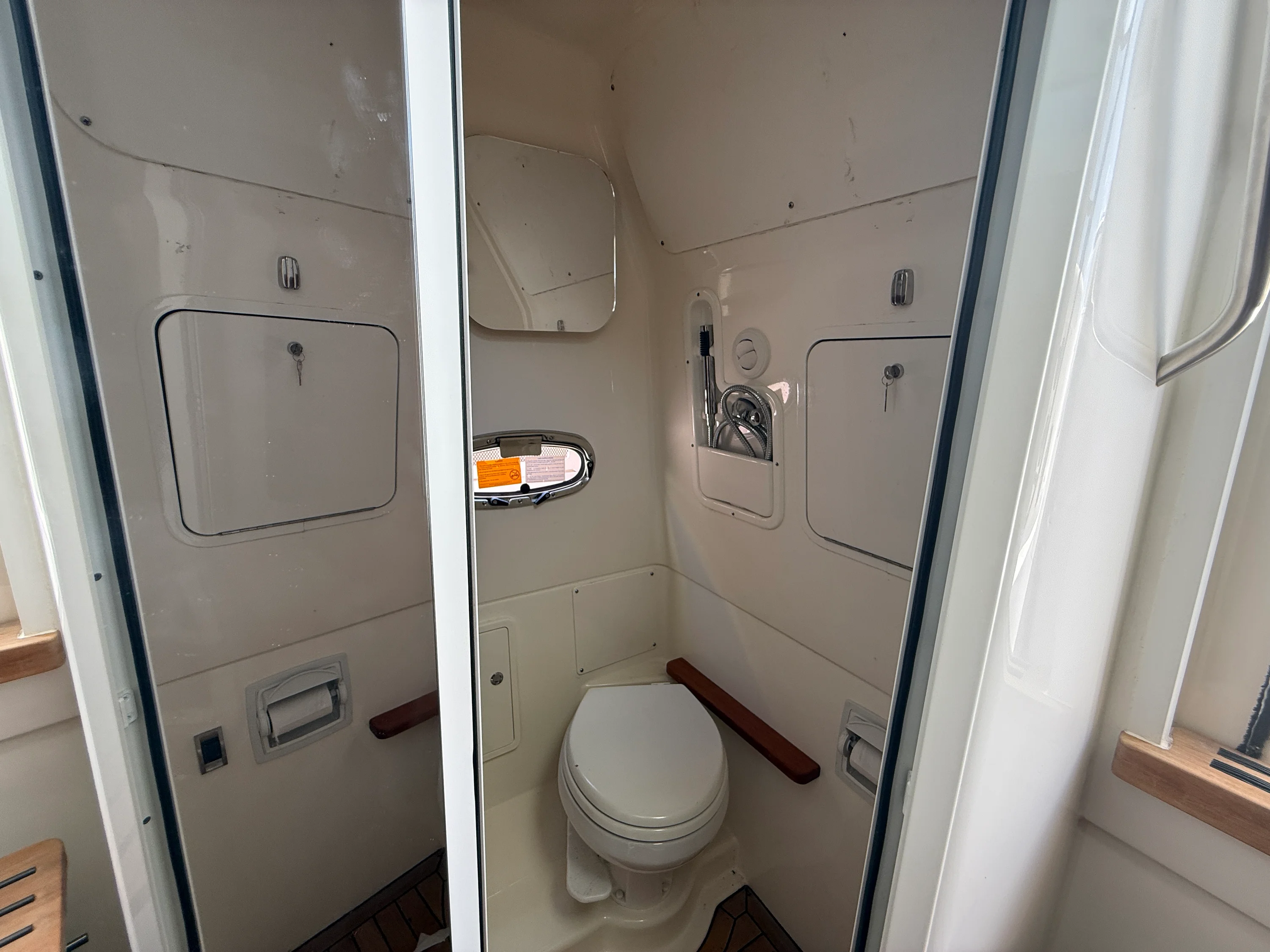 2023 Boston Whaler 380 Outrage Image Thumbnail #9