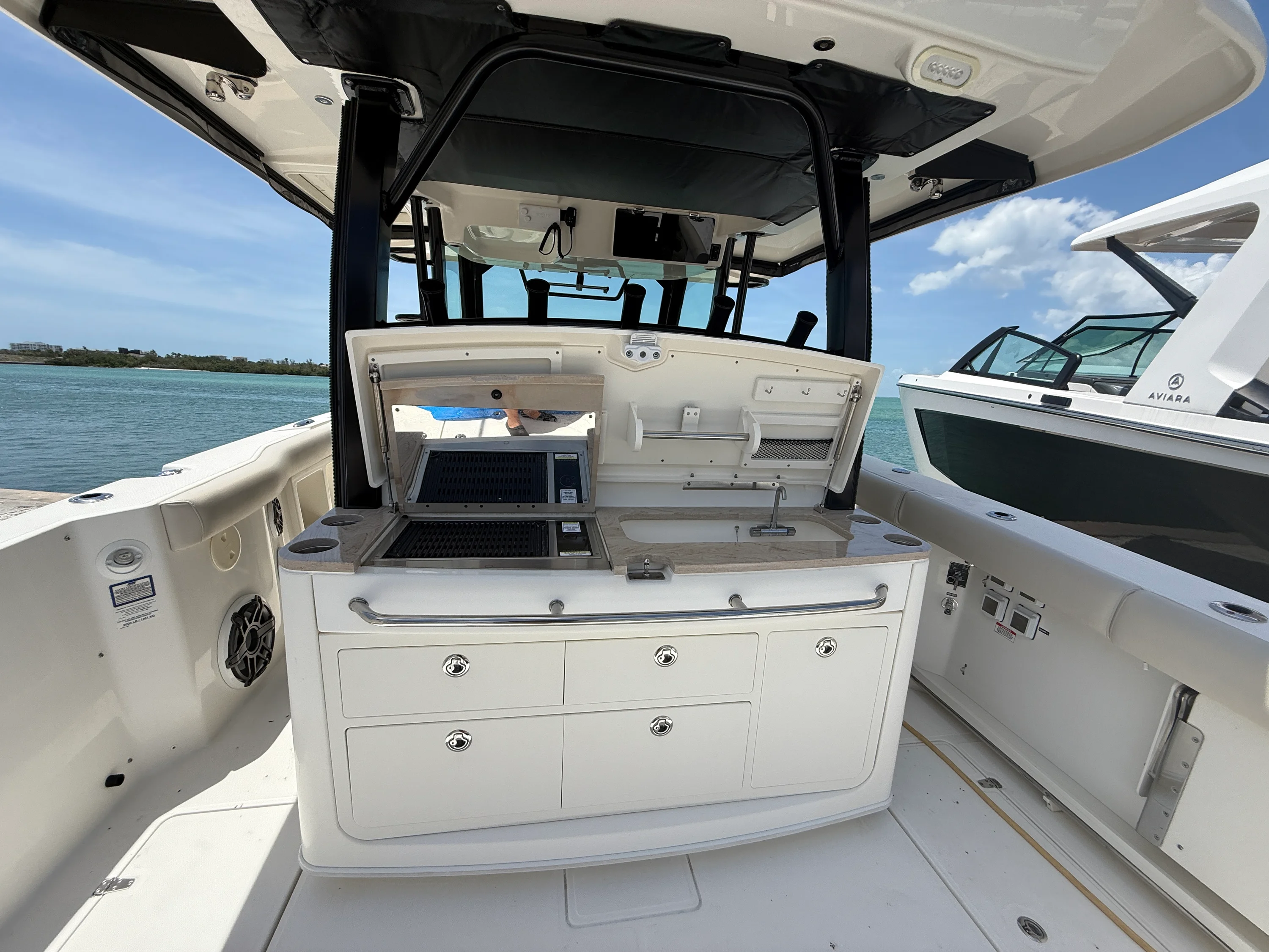 2023 Boston Whaler 380 Outrage Image Thumbnail #12