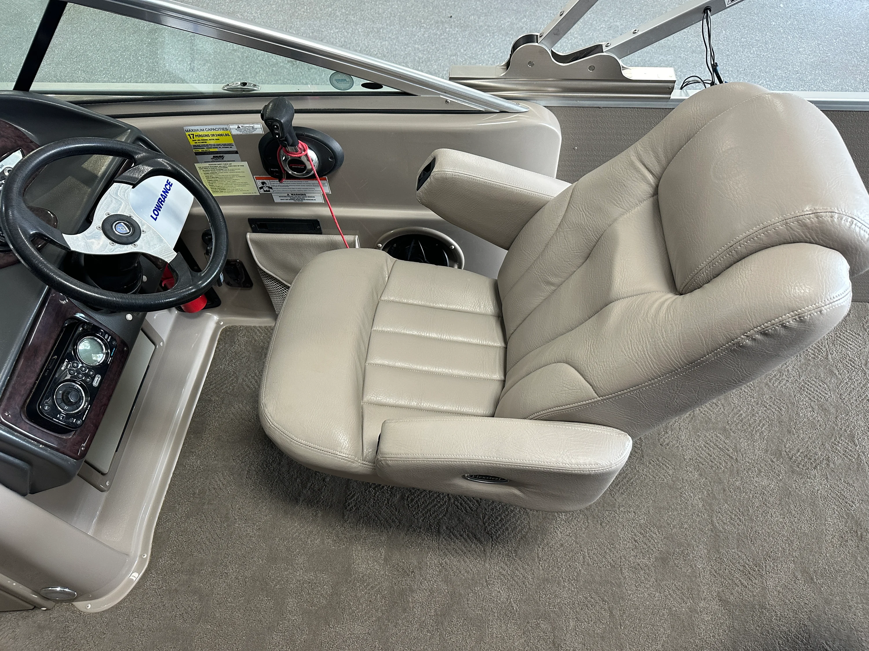 2010 Premier 250 Image Thumbnail #36