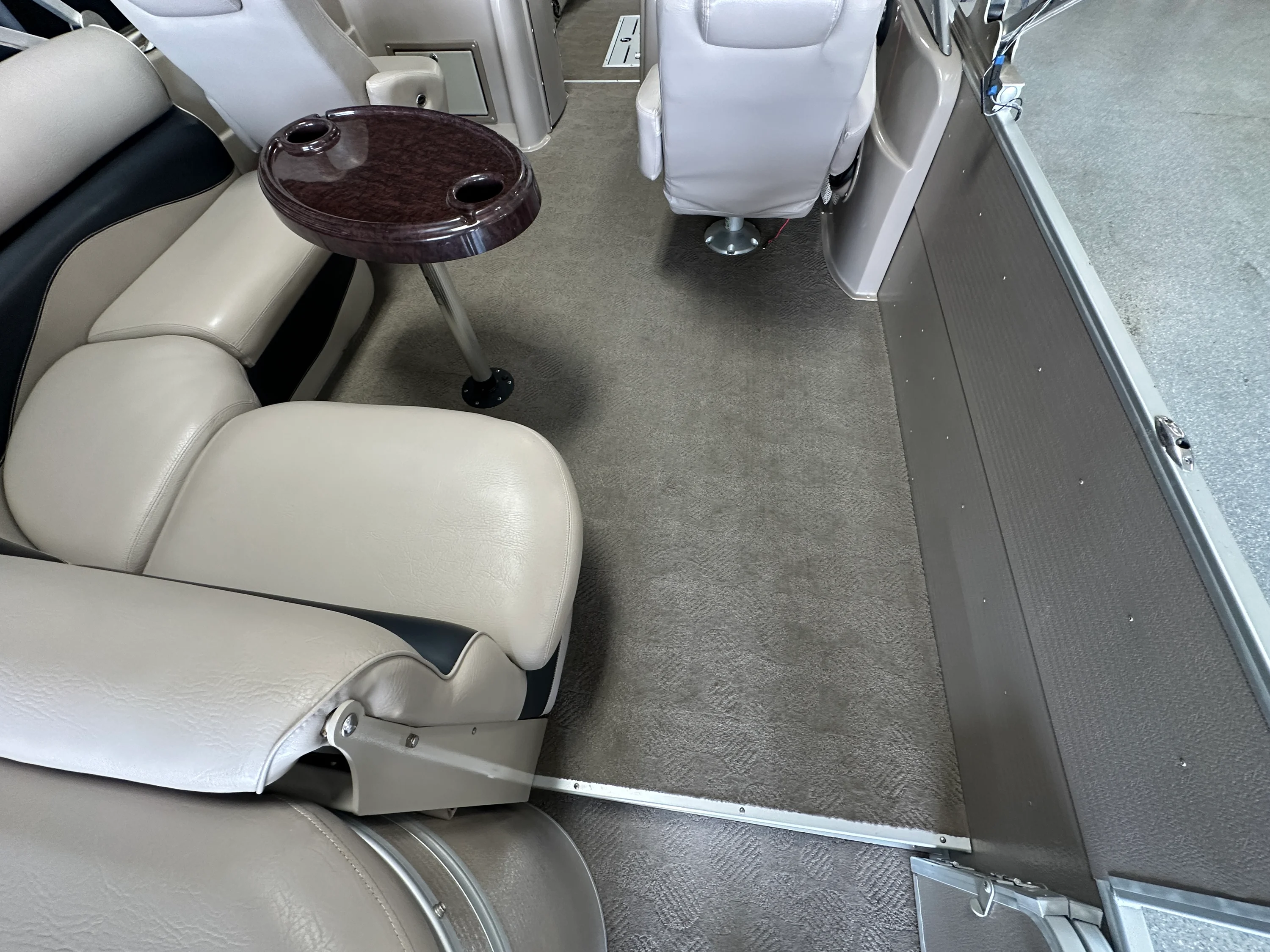 2010 Premier 250 Image Thumbnail #19