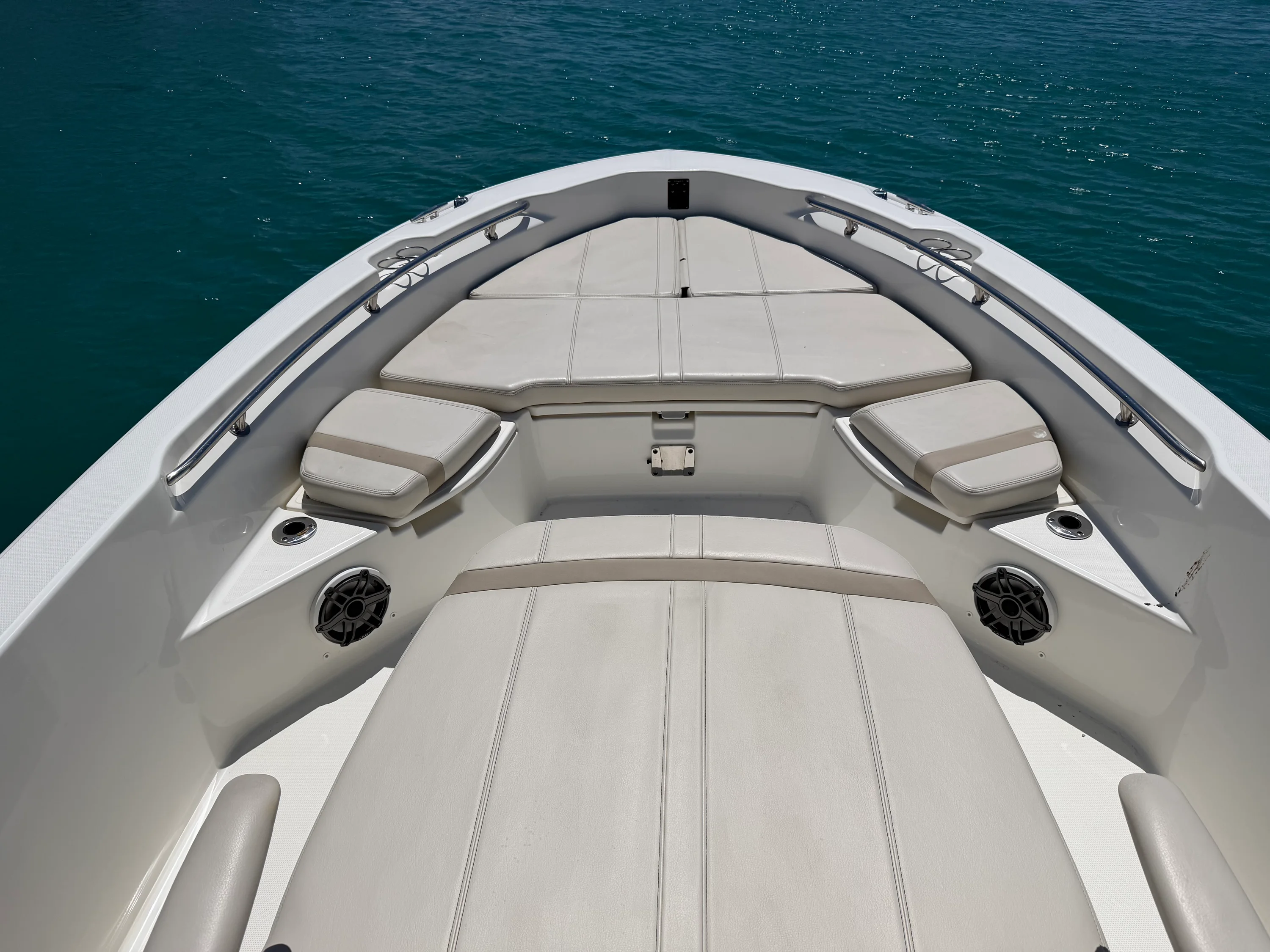 2023 Boston Whaler 250 DAUNTLESS Image Thumbnail #13