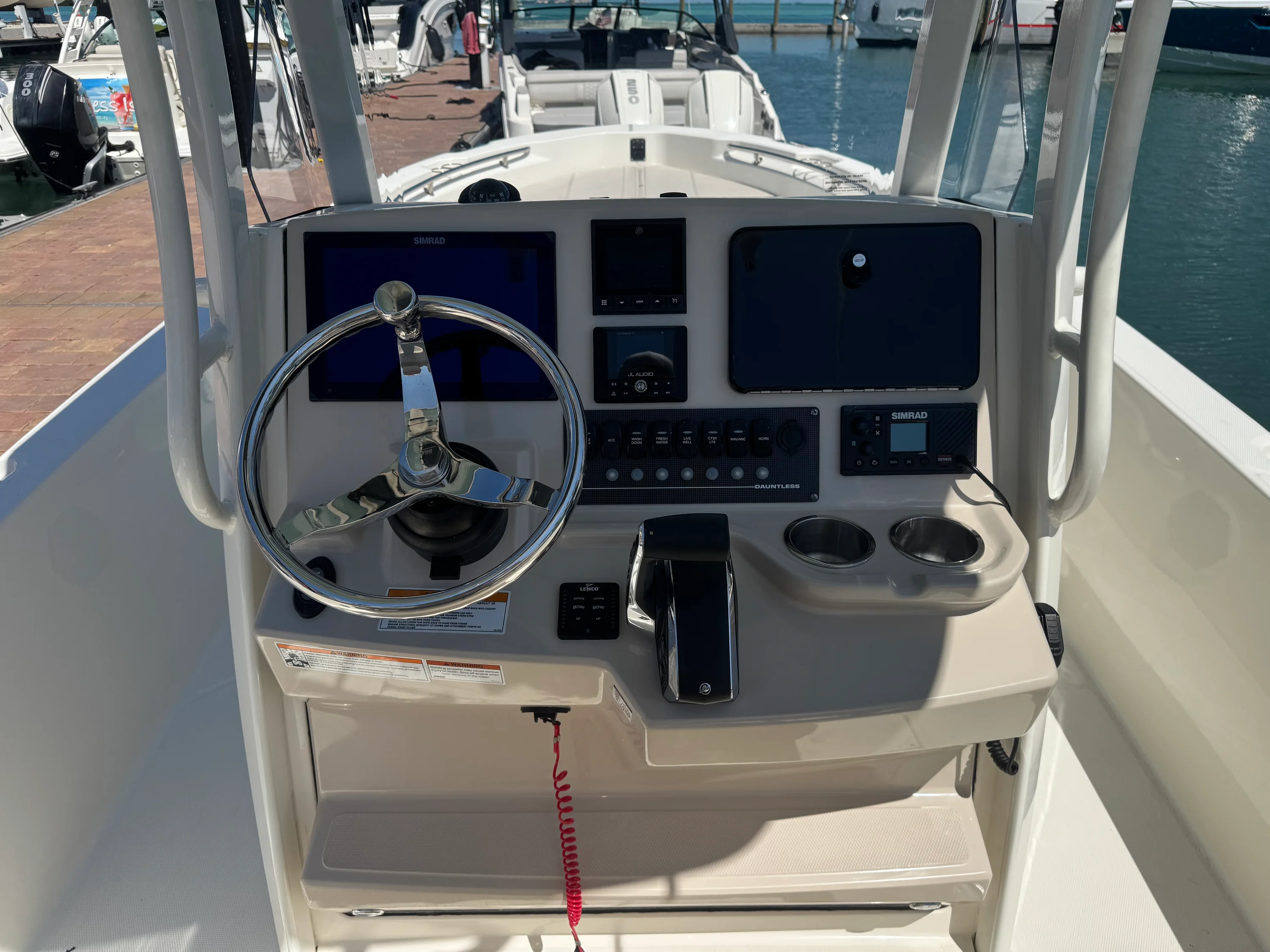 2023 Boston Whaler 250 DAUNTLESS Image Thumbnail #22