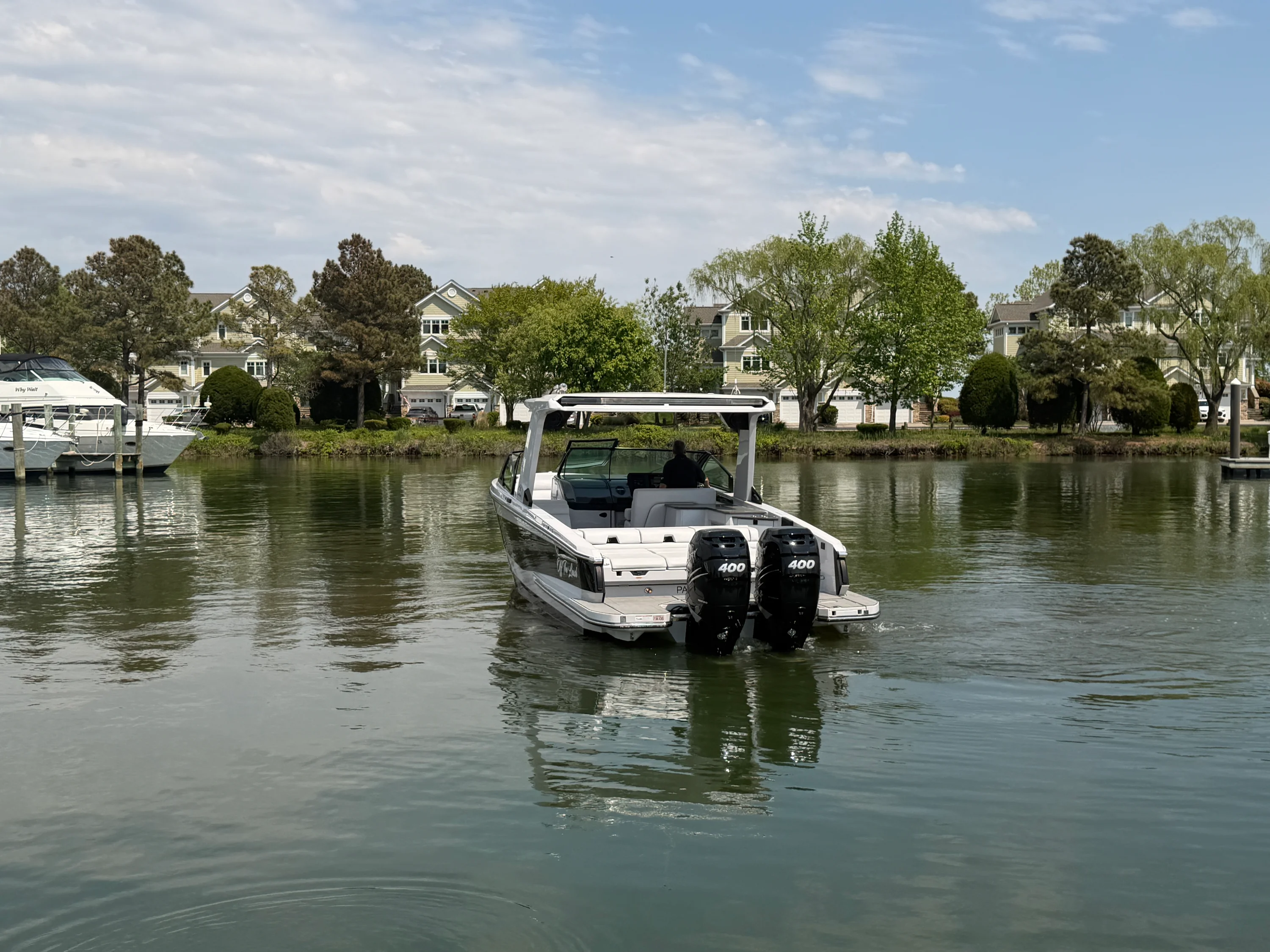2023 Aviara AV32 Outboard Image Thumbnail #2