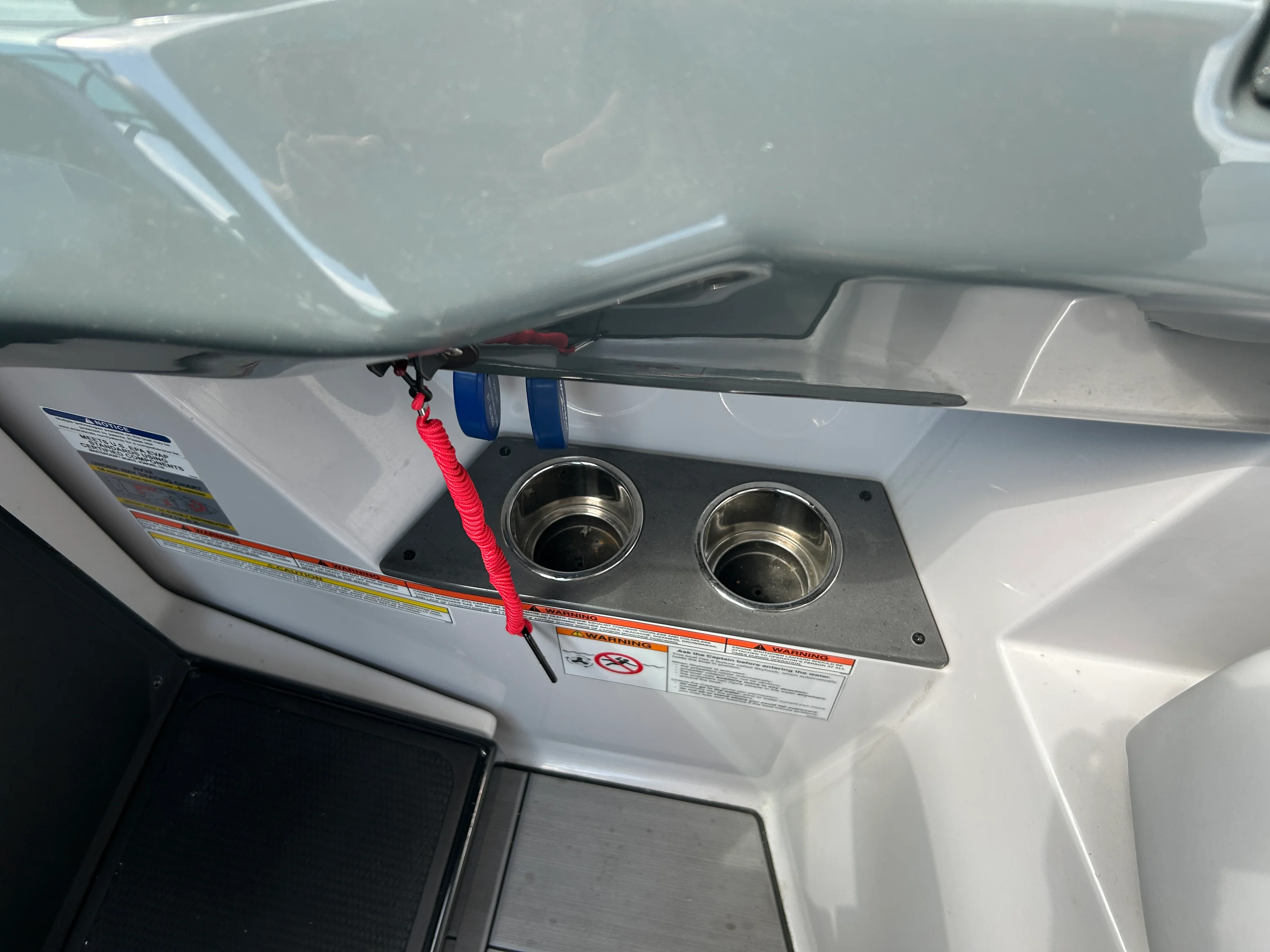 2023 Aviara AV32 Outboard Image Thumbnail #31