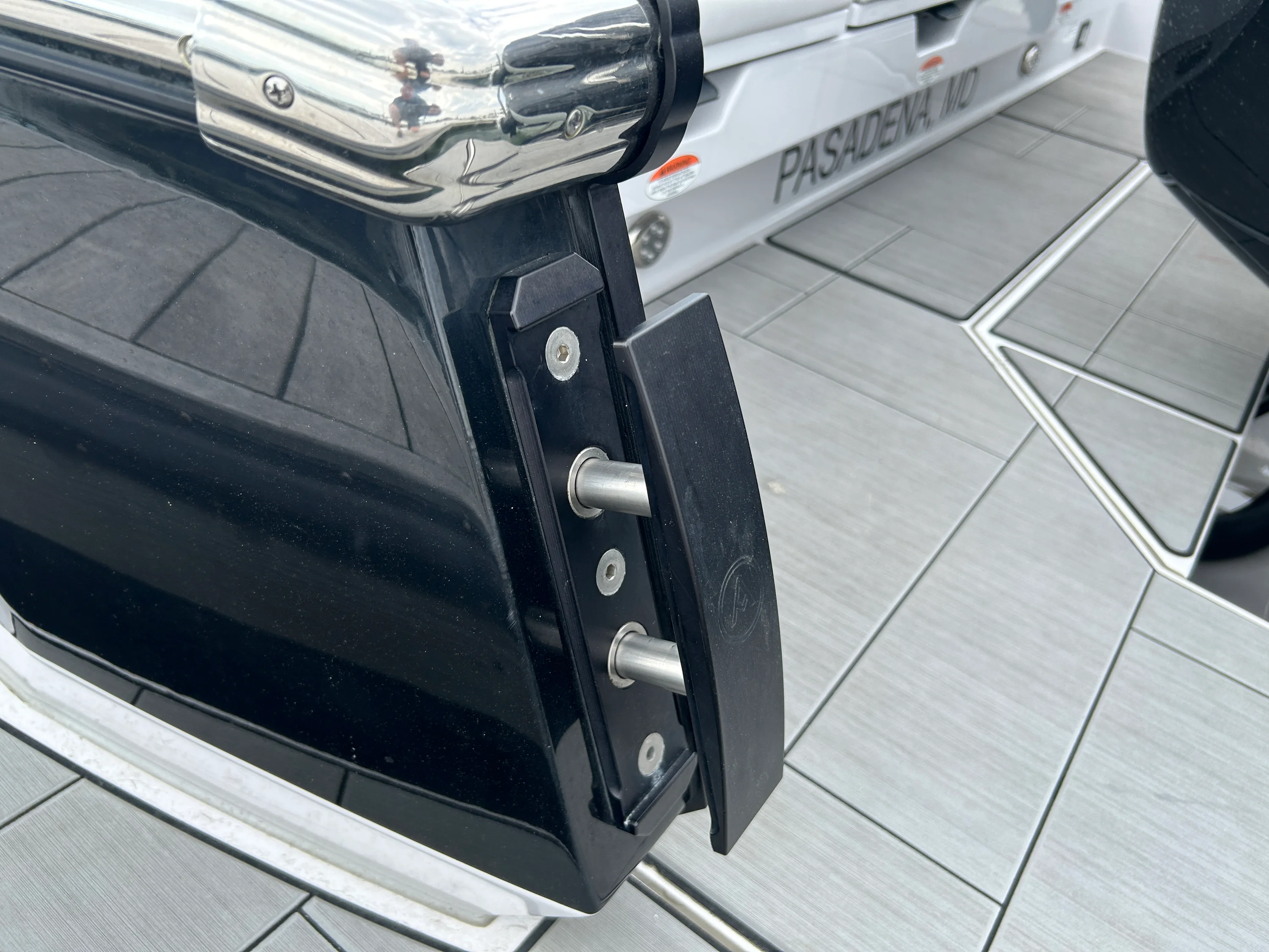 2023 Aviara AV32 Outboard Image Thumbnail #10