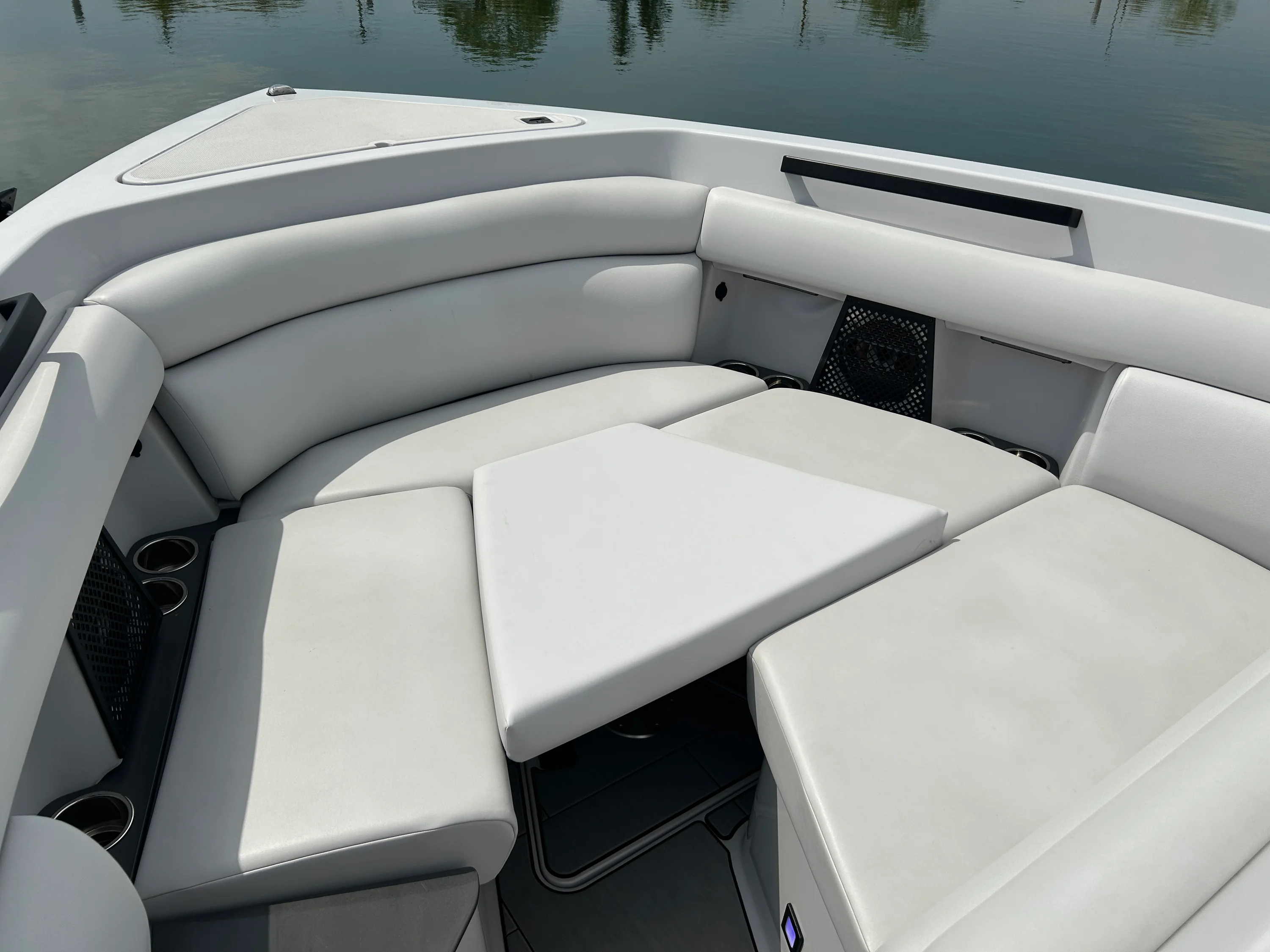 2023 Aviara AV32 Outboard Image Thumbnail #44