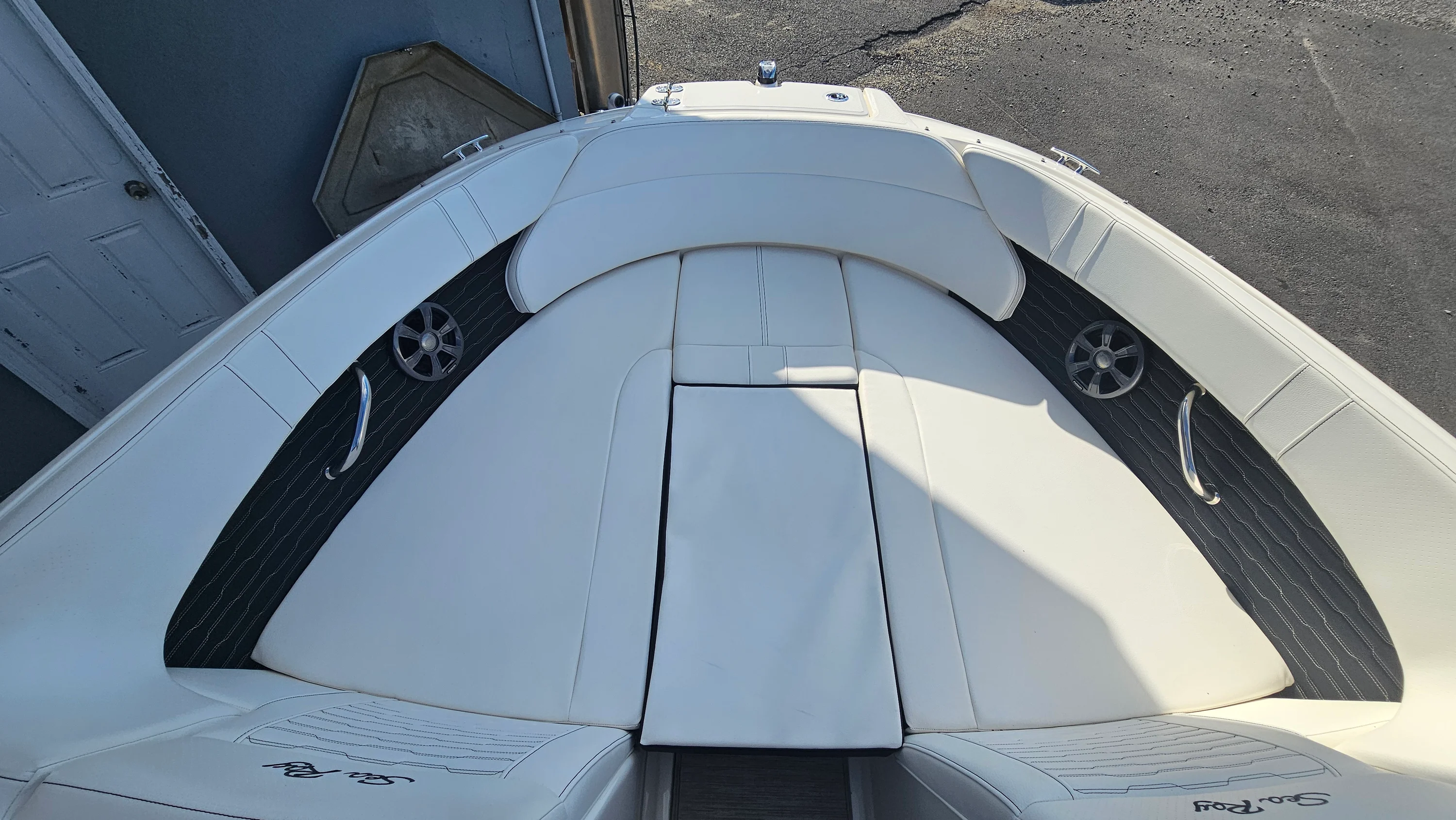 2021 Sea Ray SPX 230 Image Thumbnail #5