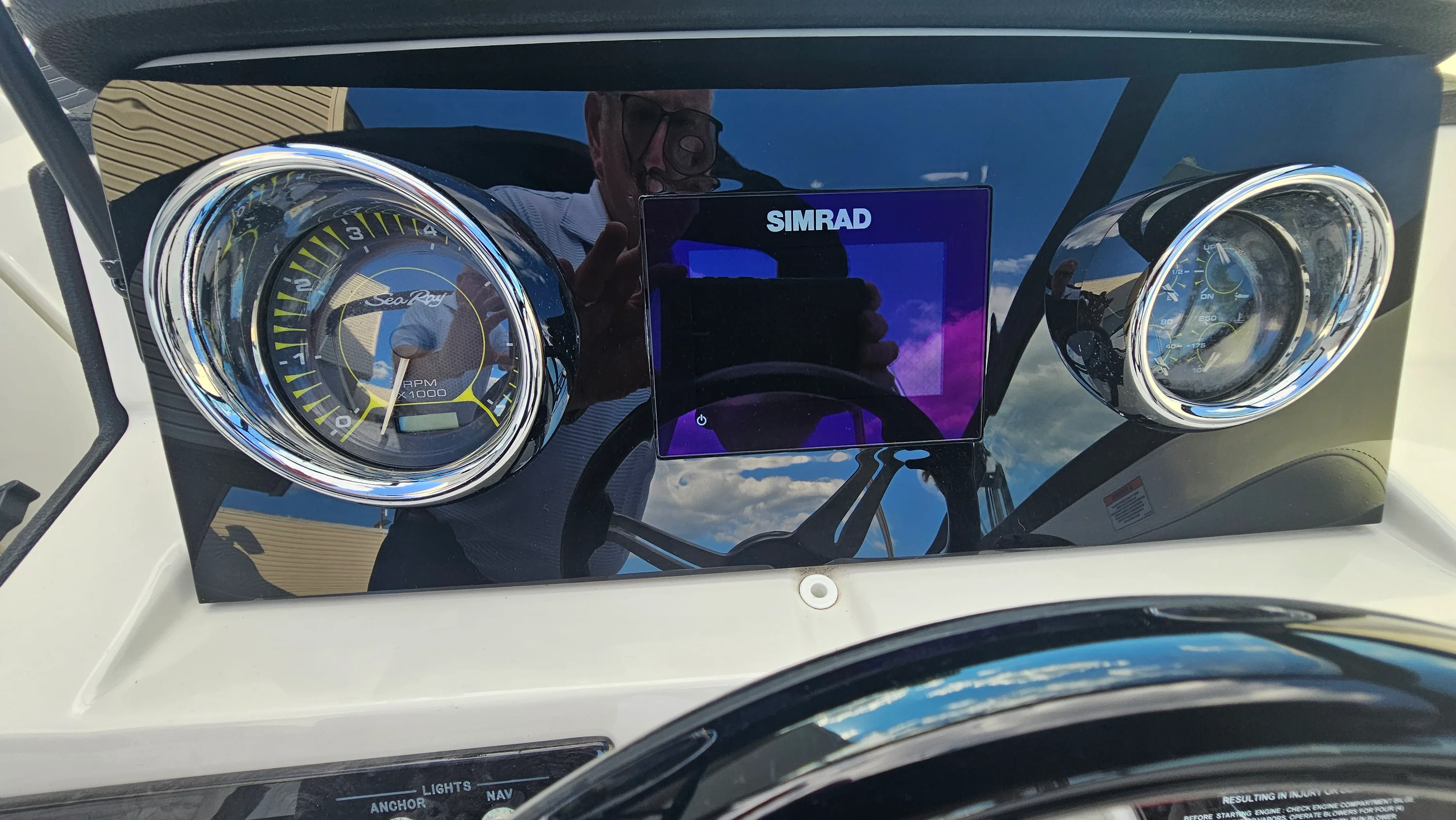 2021 Sea Ray SPX 230 Image Thumbnail #12