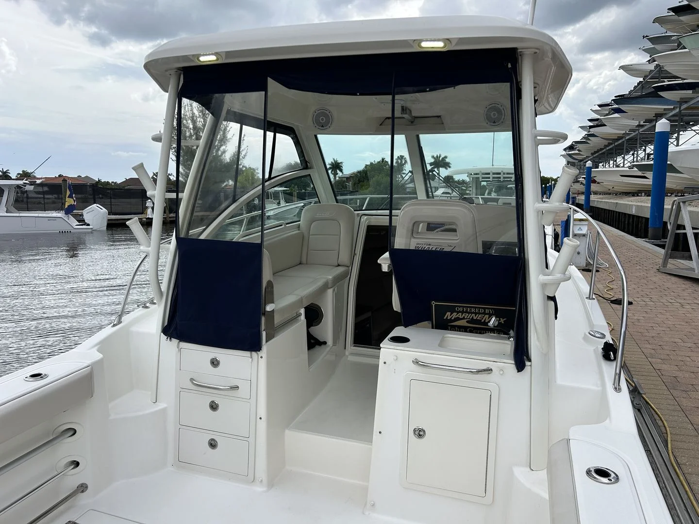 2019 Boston Whaler 285 CONQUEST Image Thumbnail #8