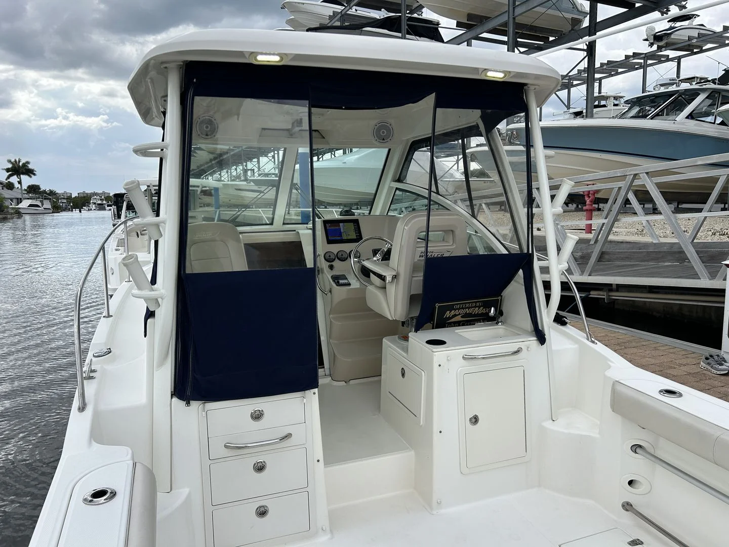 2019 Boston Whaler 285 CONQUEST Image Thumbnail #9