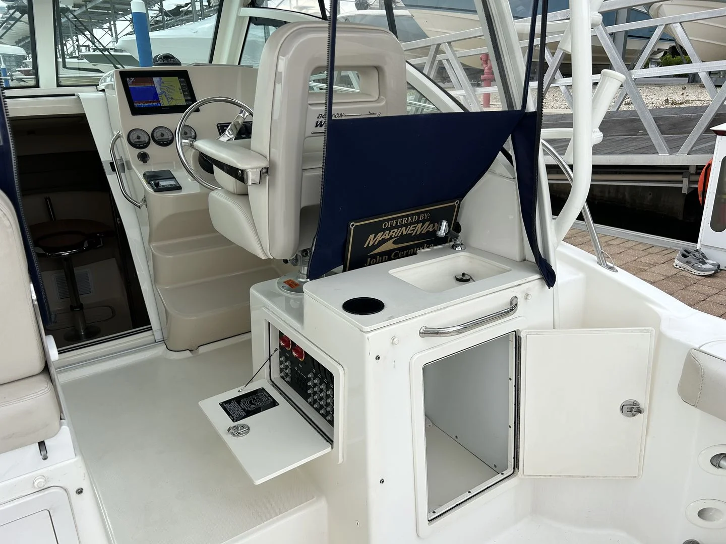 2019 Boston Whaler 285 CONQUEST Image Thumbnail #18