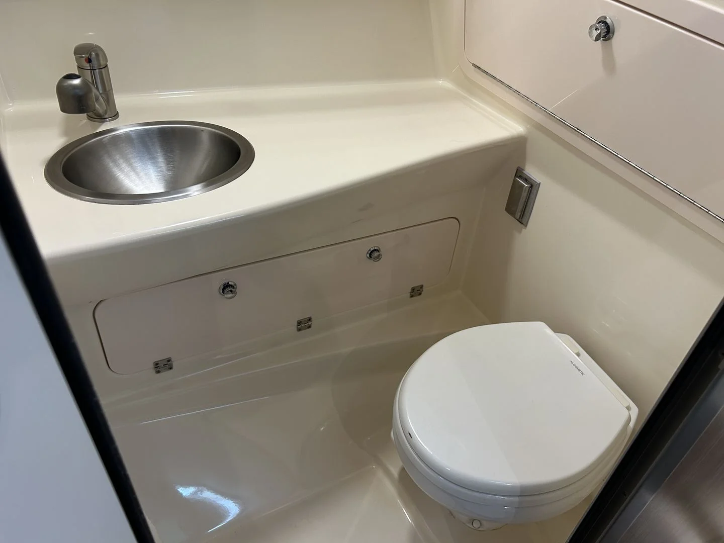 2019 Boston Whaler 285 CONQUEST Image Thumbnail #36