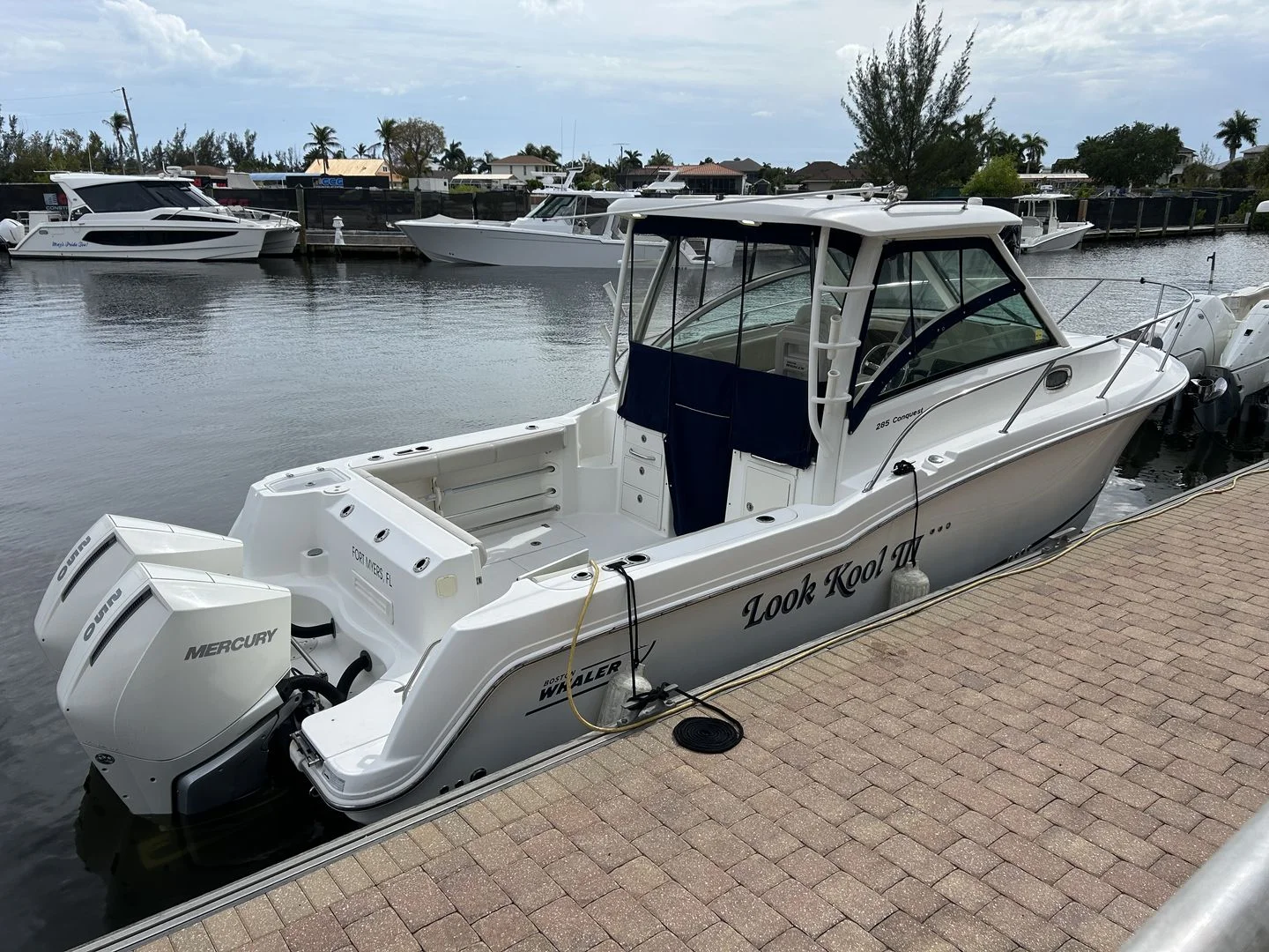 2019 Boston Whaler 285 CONQUEST Image Thumbnail #4