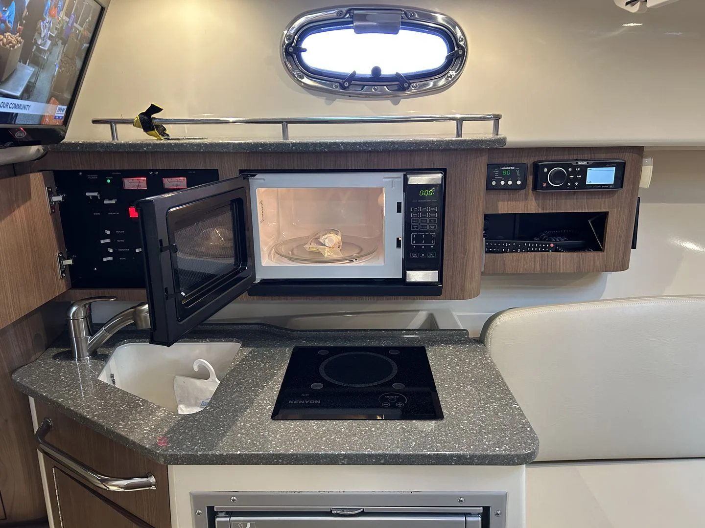 2019 Boston Whaler 285 CONQUEST Image Thumbnail #32