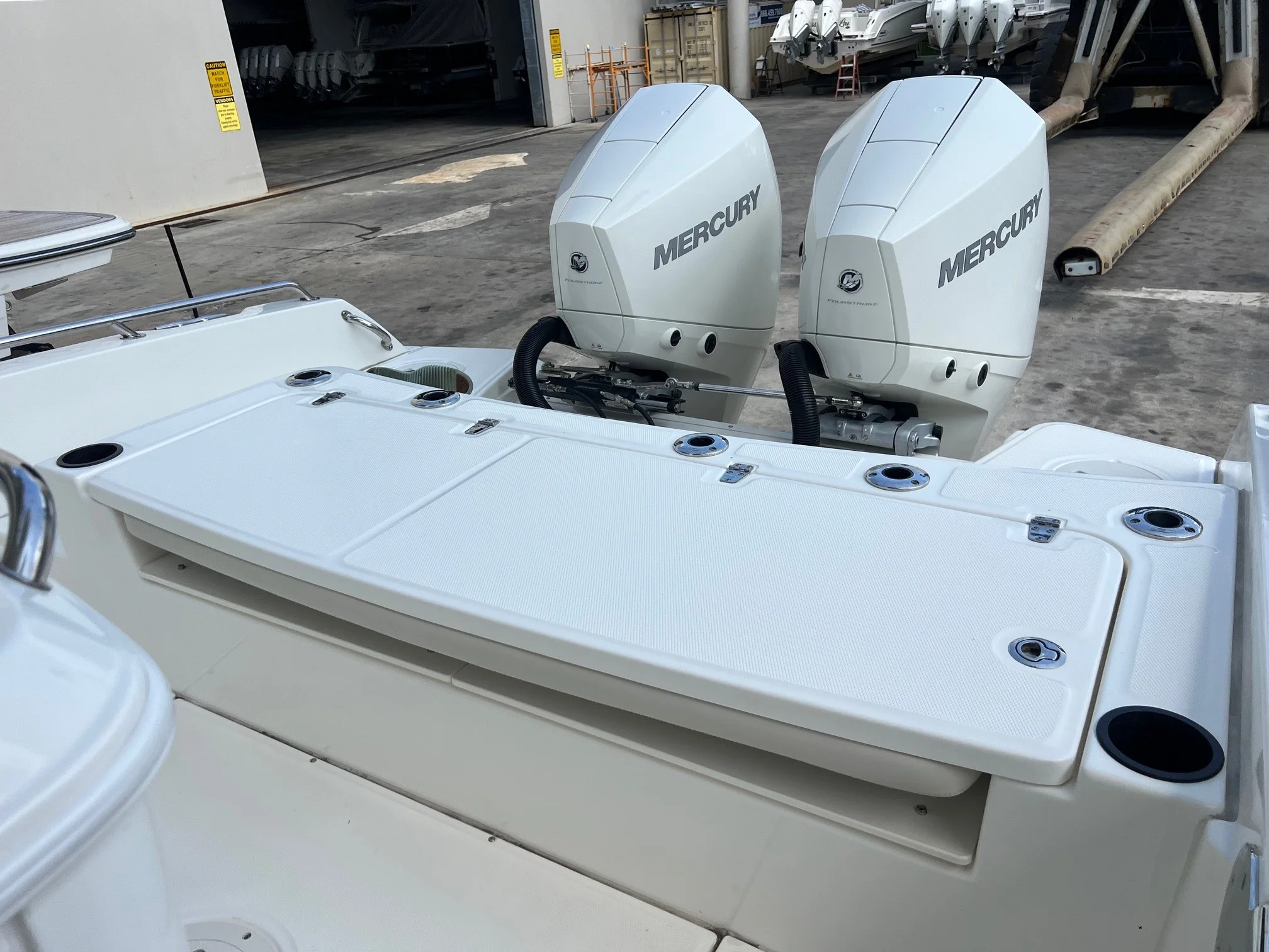 2020 Boston Whaler 270 DAUNTLESS Image Thumbnail #6